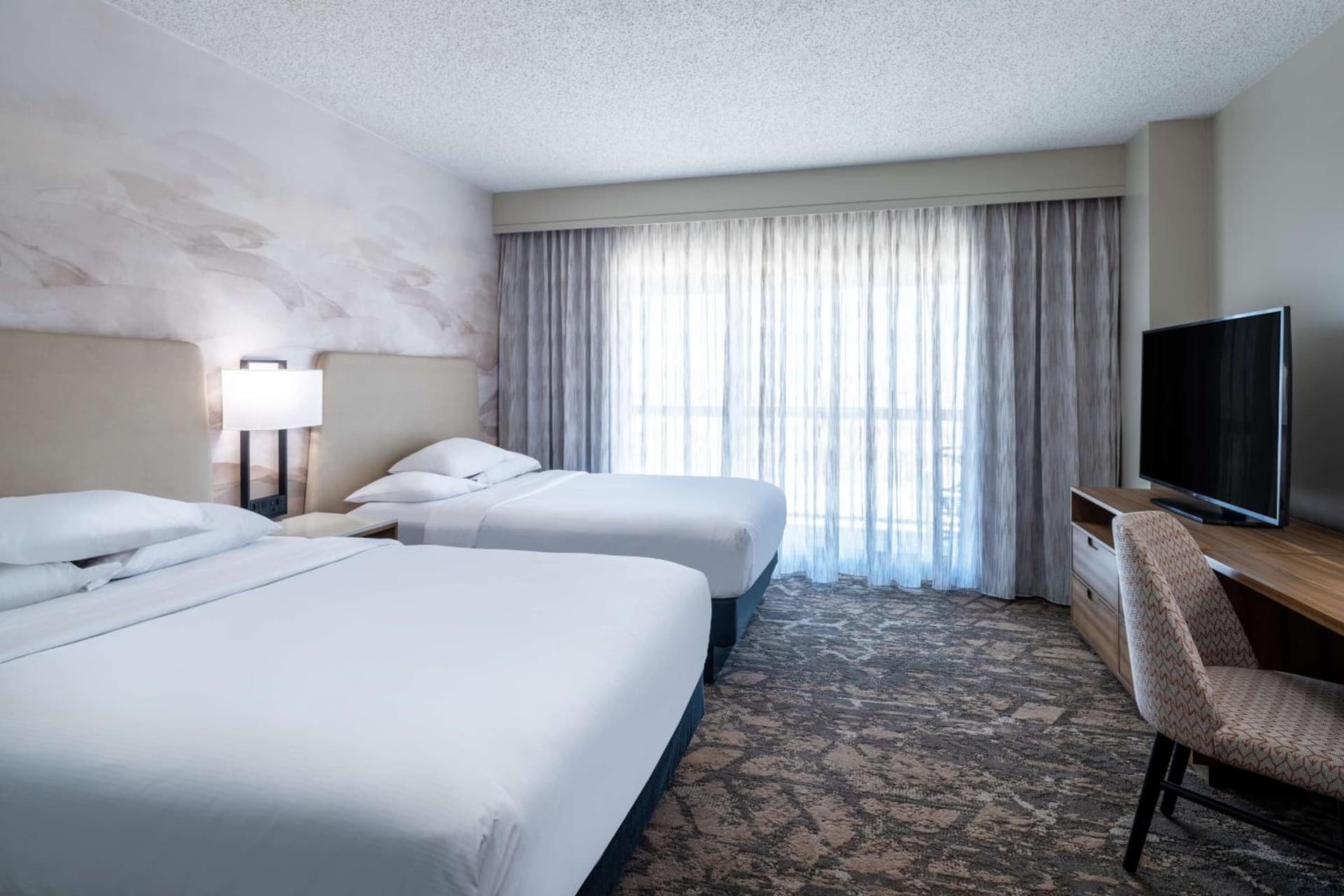 Embassy Suites by Hilton Albuquerque gallery photo in Albuquerque, NM — image 7