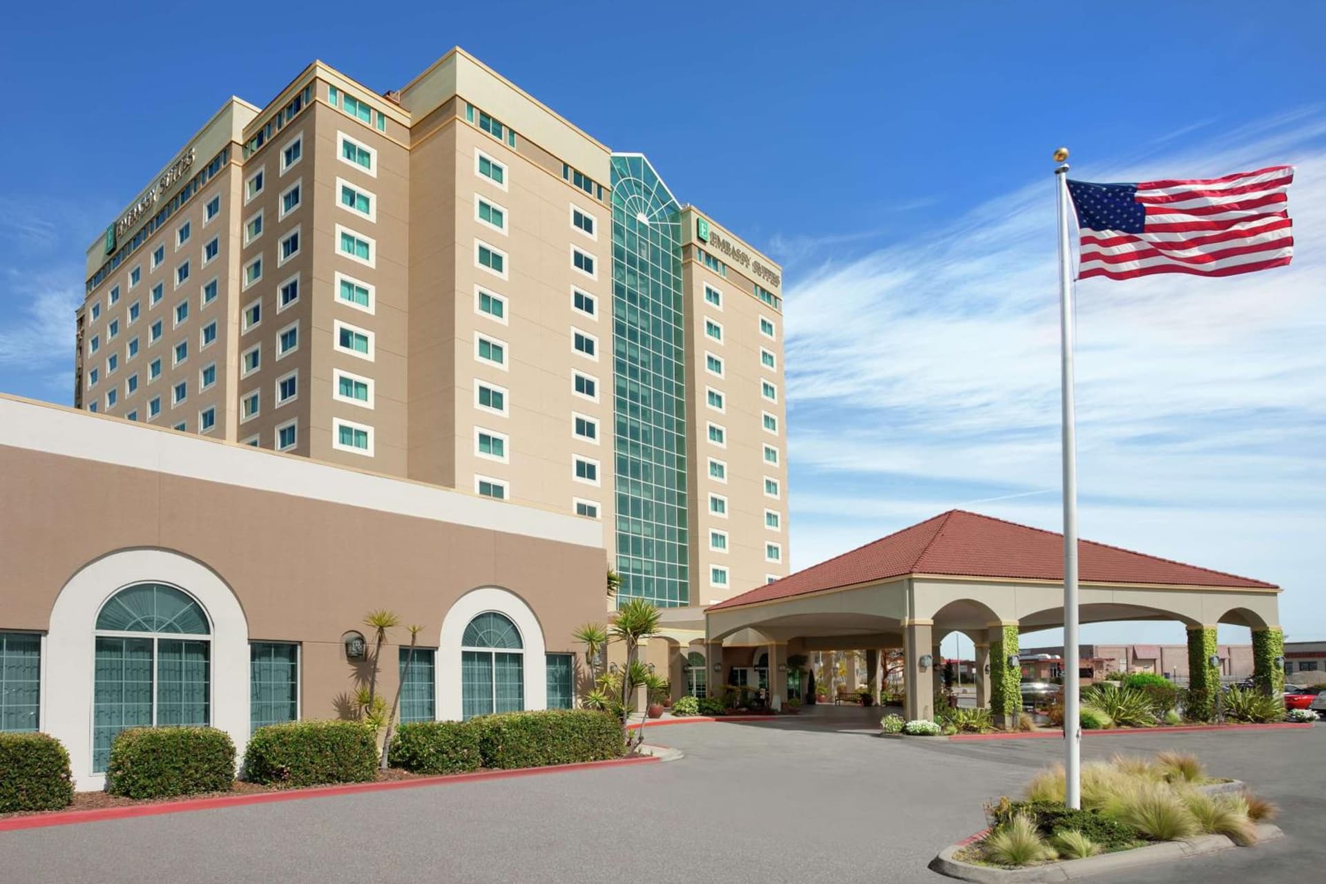 Embassy Suites by Hilton Monterey Bay Seaside — hotel in Seaside, California