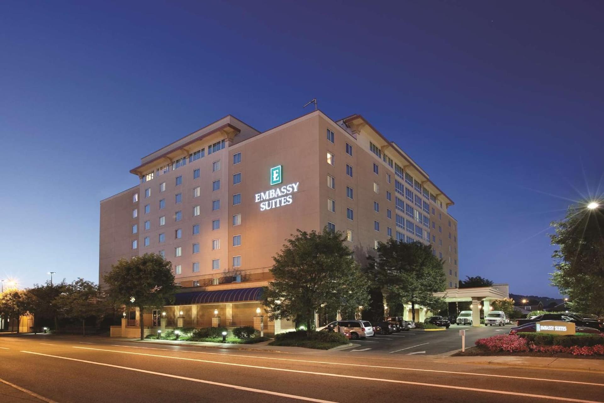 Embassy Suites Charleston — hotel in Charleston, West Virginia