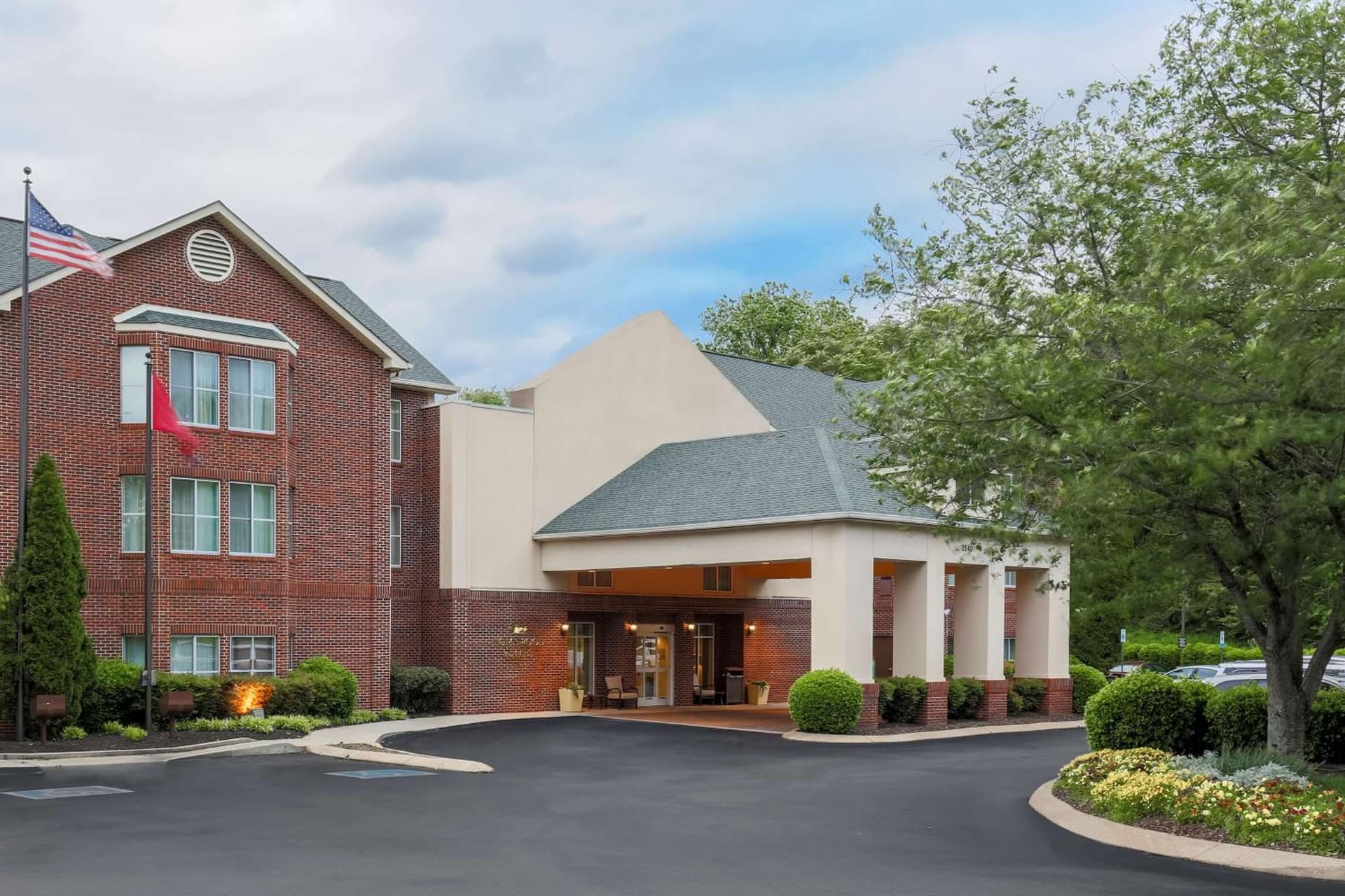 Homewood Suites Nashville Airport featured exterior or lobby in Nashville, TN — similar hotel