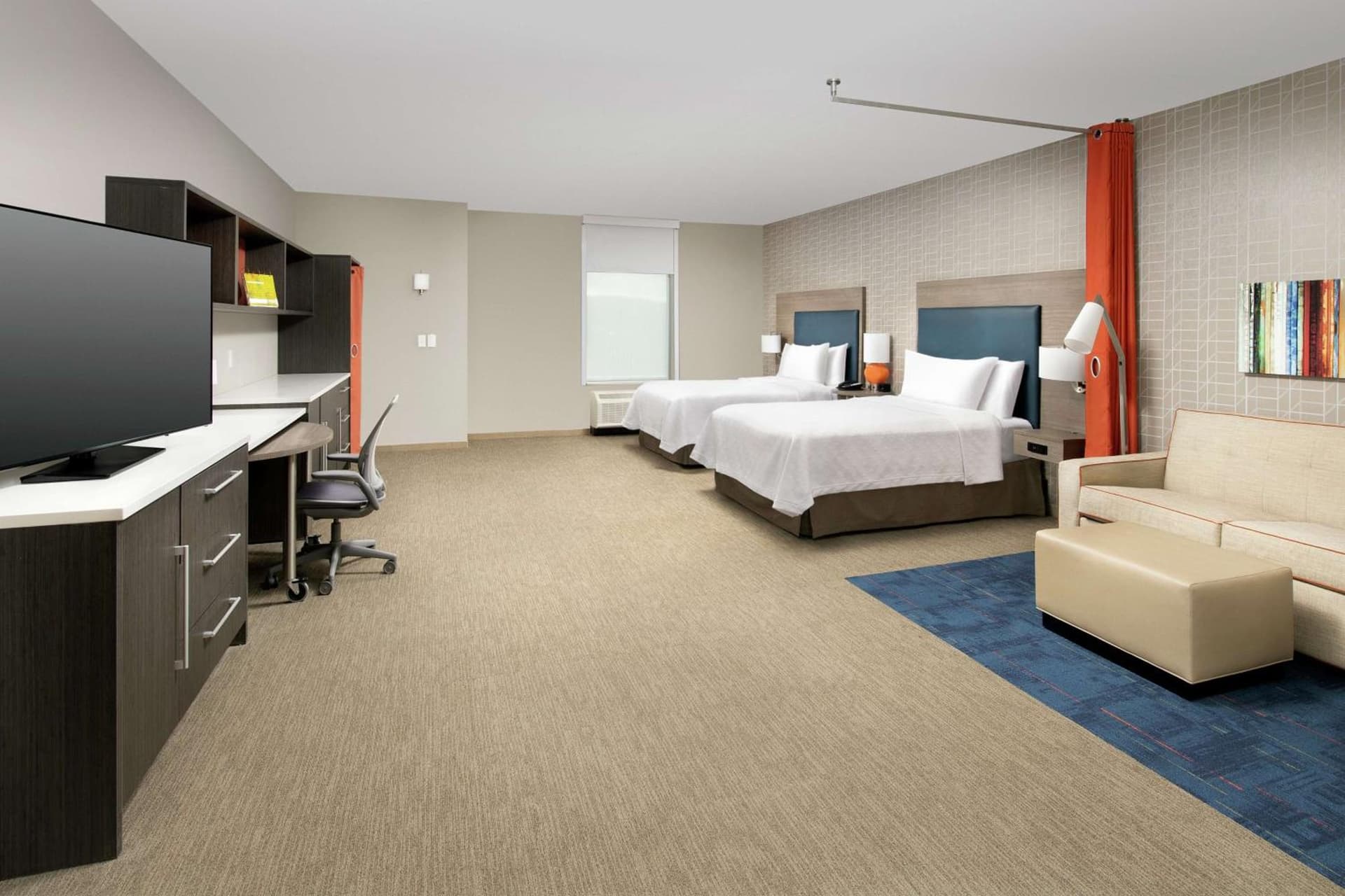 Home2 Suites By Hilton Charlottesville Downtown gallery photo in Charlottesville, VA — image 17