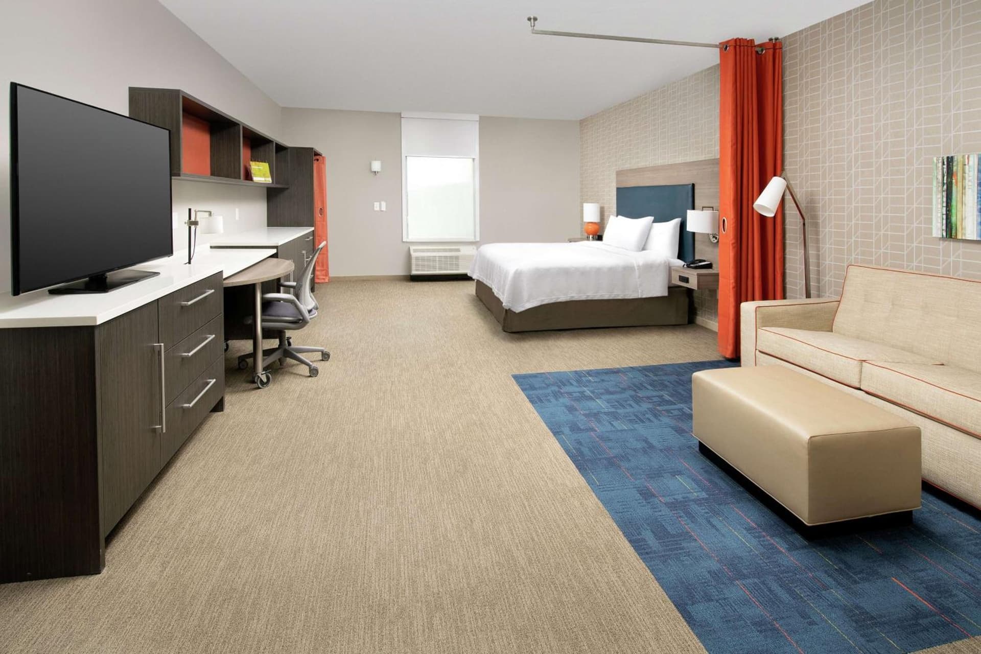 Home2 Suites By Hilton Charlottesville Downtown gallery photo in Charlottesville, VA — image 19