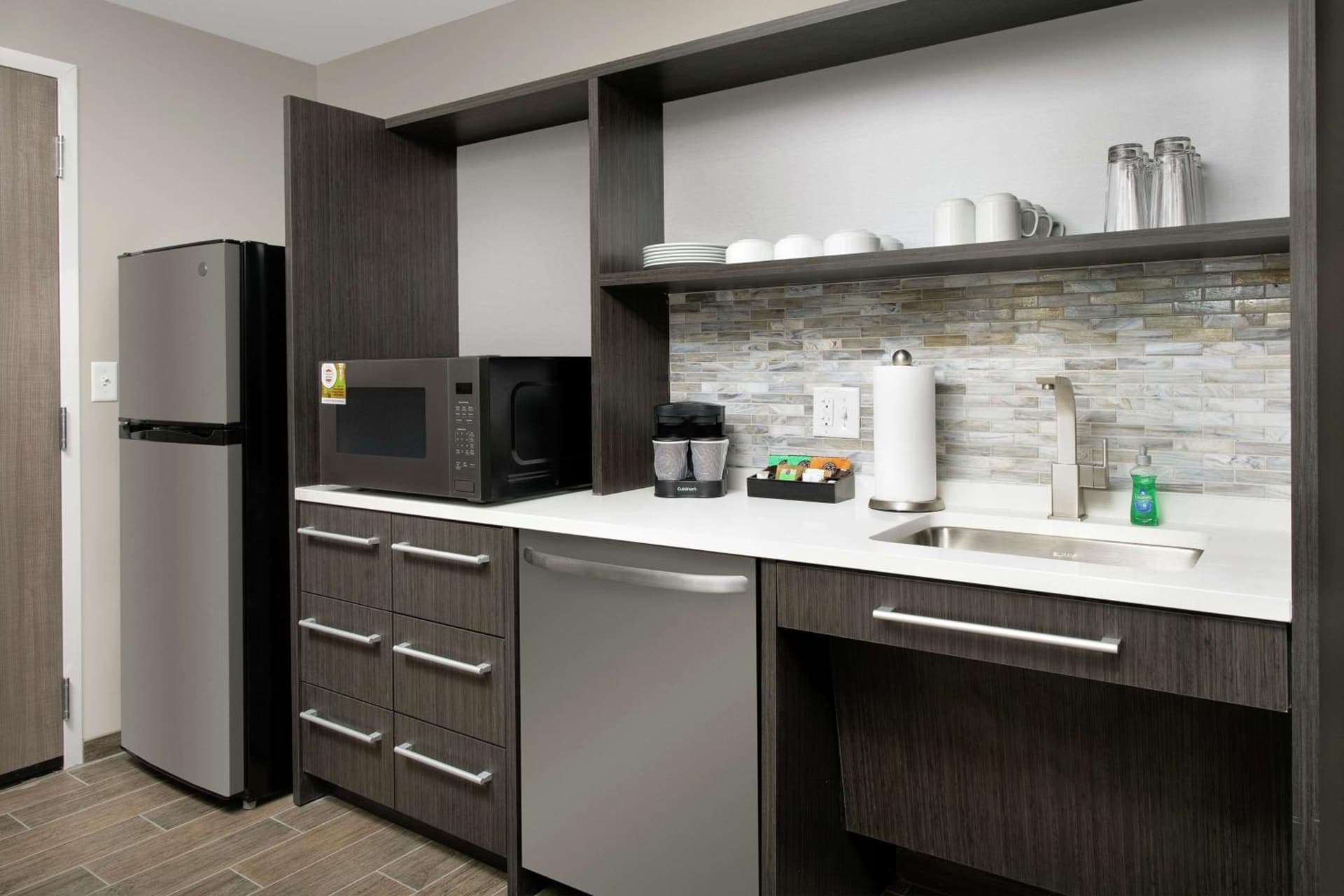 Home2 Suites By Hilton Charlottesville Downtown gallery photo in Charlottesville, VA — image 8