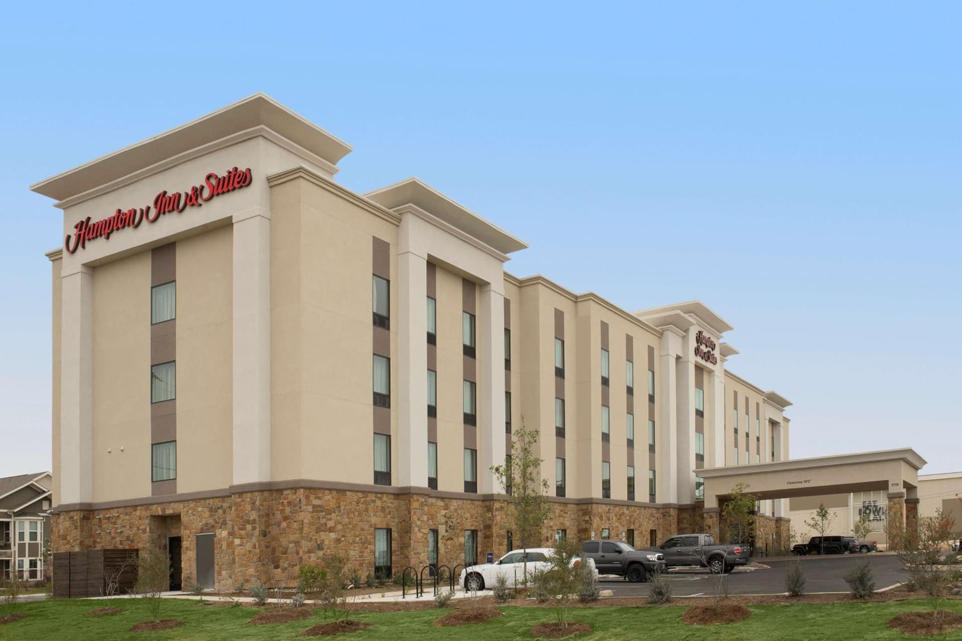 Hampton Inn & Suites San Antonio Lackland AFB SeaWorld interior in San Antonio, TX — gallery photo 2