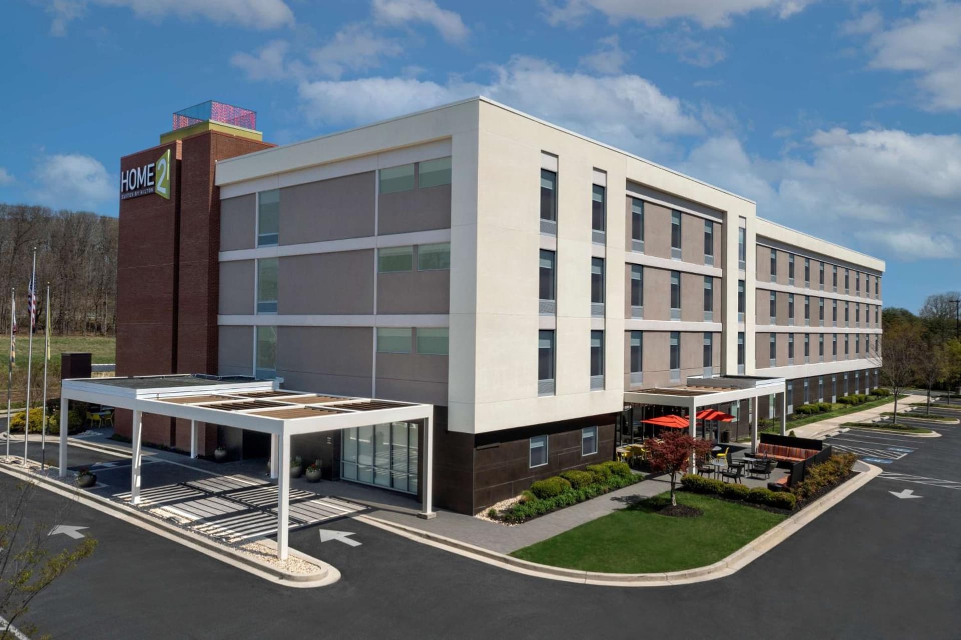 Home2 Suites by Hilton Baltimore/White Marsh interior in White Marsh, MD — gallery photo 2