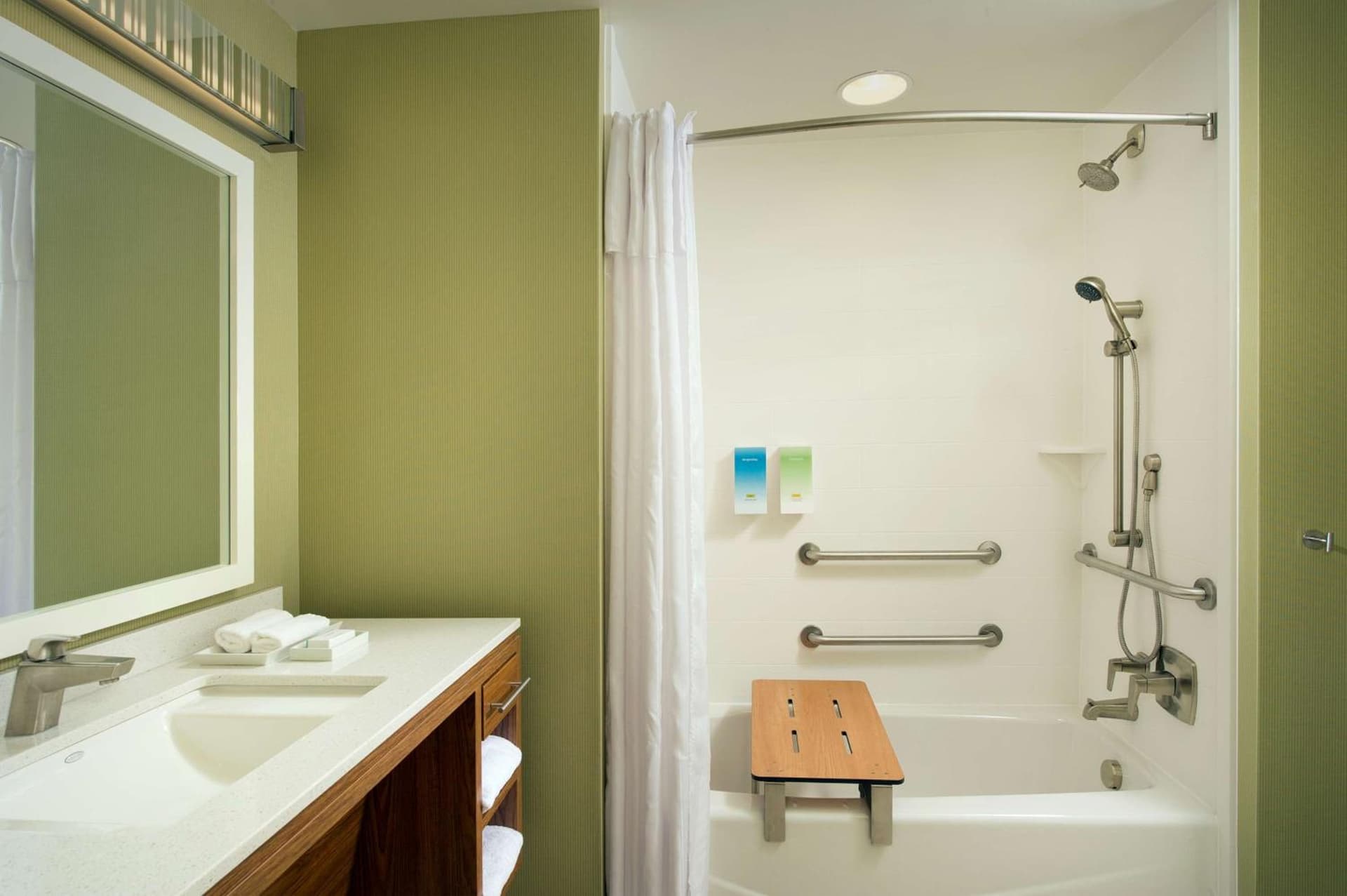 Home2 Suites by Hilton Arundel Mills BWI Airport interior in Hanover, MD — gallery photo 2