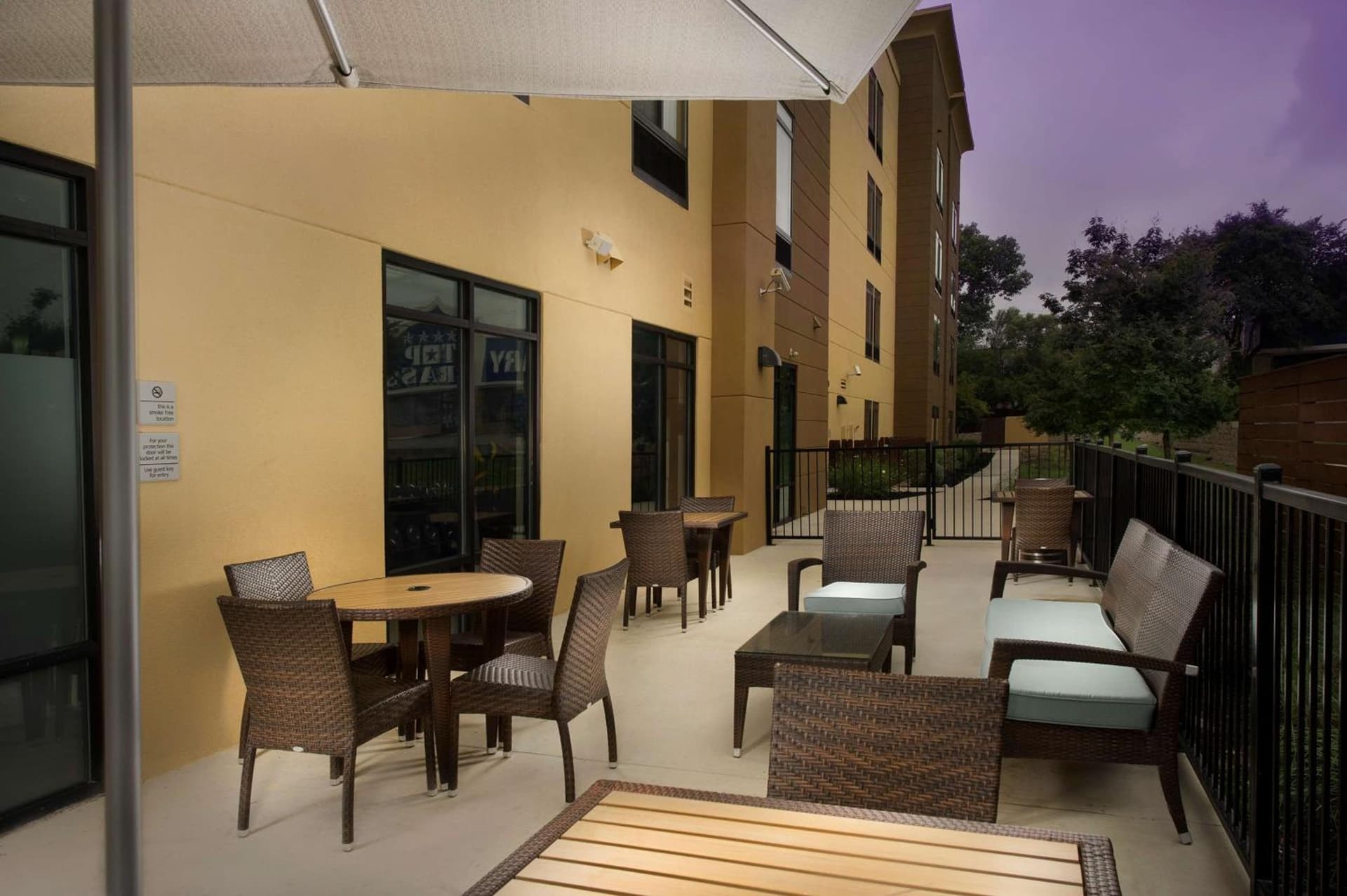 Hampton Inn & Suites San Antonio Northwest/Medical Center property views in San Antonio, TX — gallery photo 3