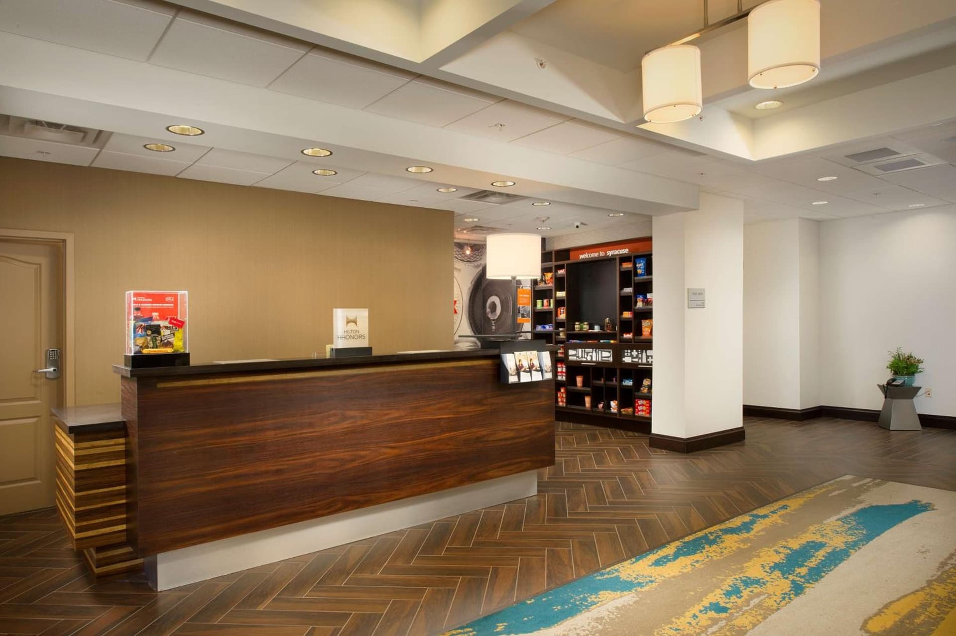 Hampton Inn & Suites Syracuse/Carrier Circle gallery photo in East Syracuse, NY — image 5