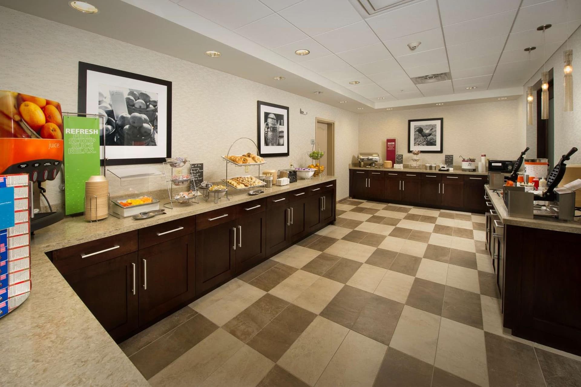 Hampton Inn & Suites Syracuse/Carrier Circle gallery photo in East Syracuse, NY — image 18