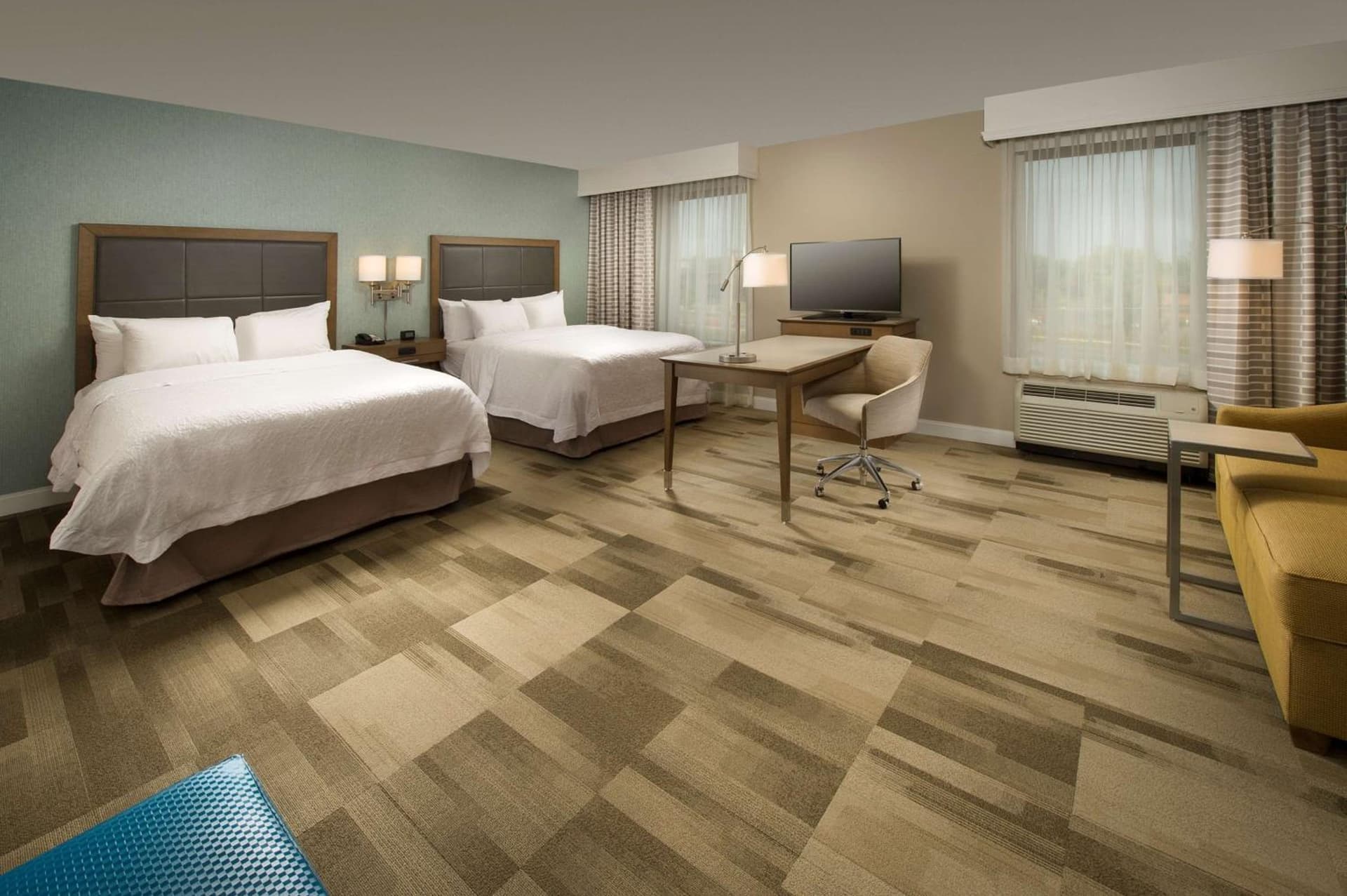 Hampton Inn & Suites Syracuse/Carrier Circle gallery photo in East Syracuse, NY — image 12