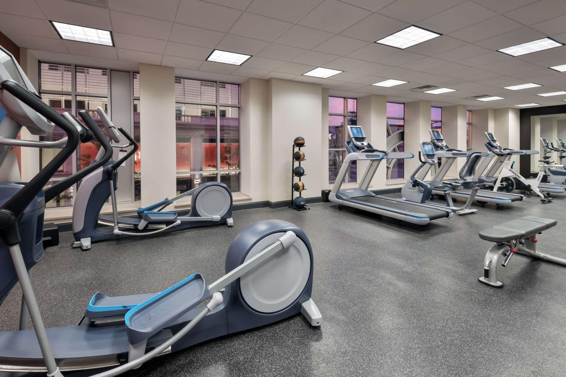 Hampton Inn & Suites Buffalo/Downtown gallery photo in Buffalo, NY — image 20