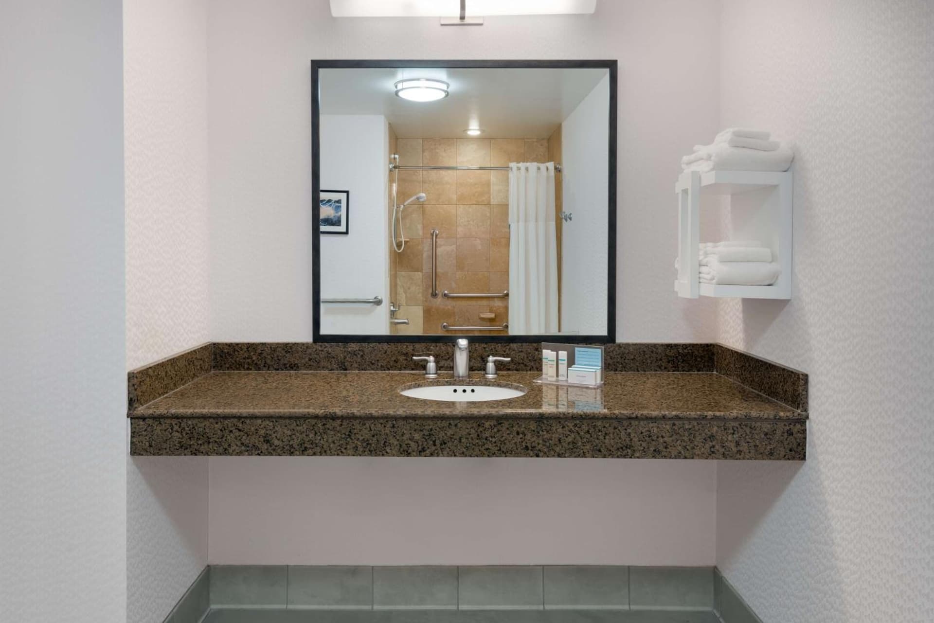 Hampton Inn & Suites Buffalo/Downtown gallery photo in Buffalo, NY — image 34