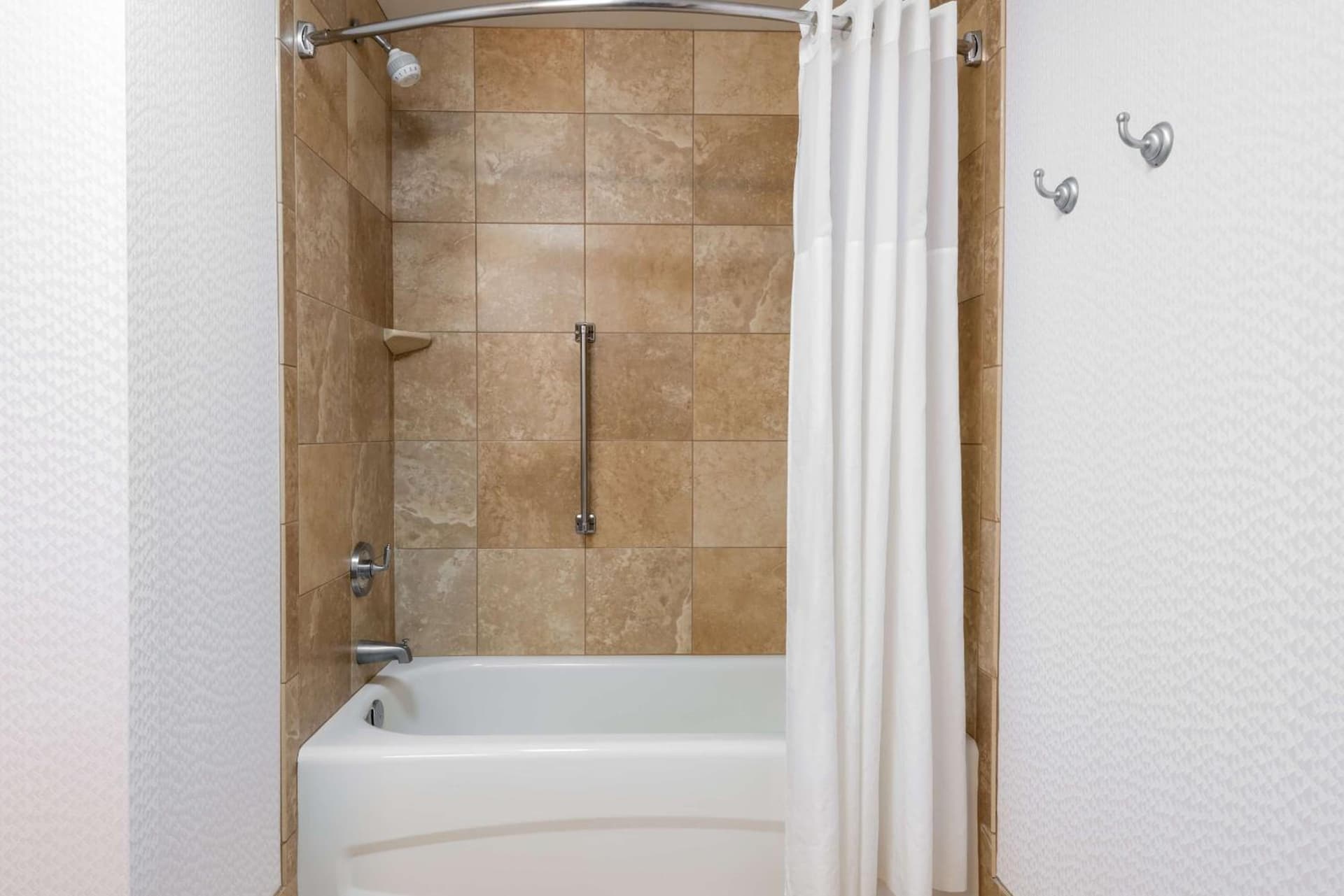 Hampton Inn & Suites Buffalo/Downtown gallery photo in Buffalo, NY — image 16