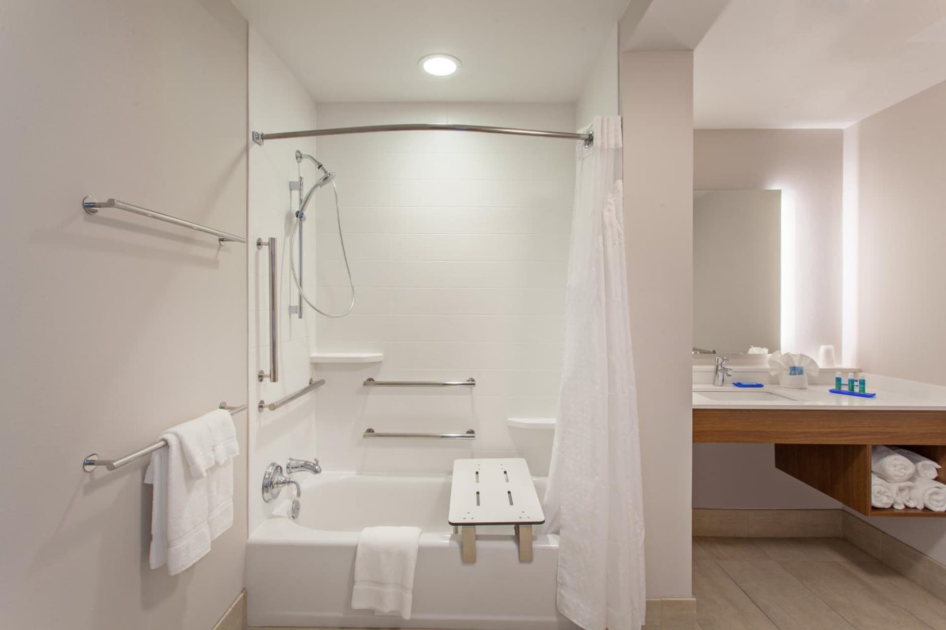 Holiday Inn Express & Suites - Brigham City - North Utah by IHG gallery photo in Brigham City, UT — image 27