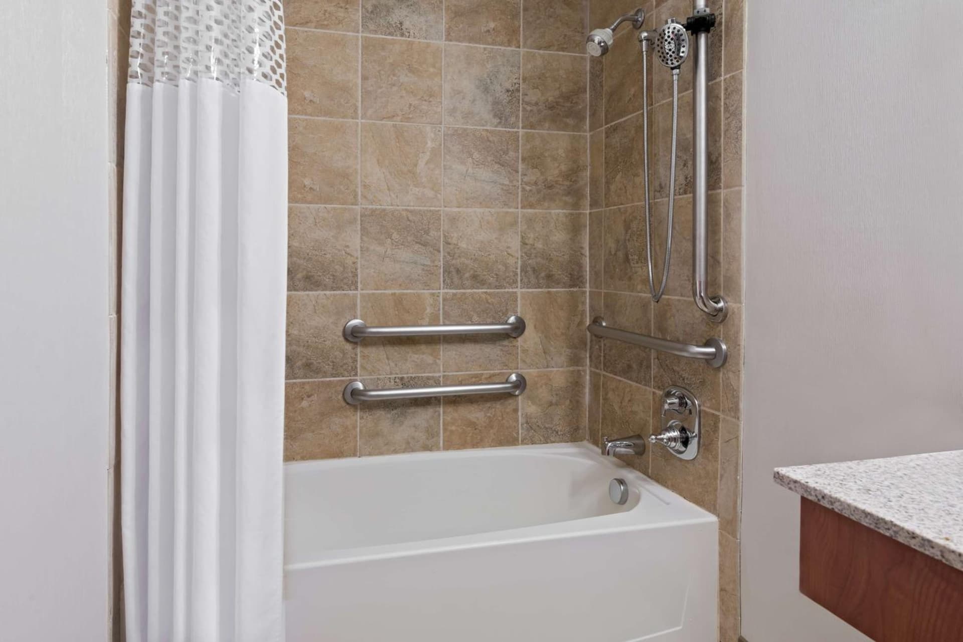 Hampton Inn Danbury interior in Danbury, CT — gallery photo 2
