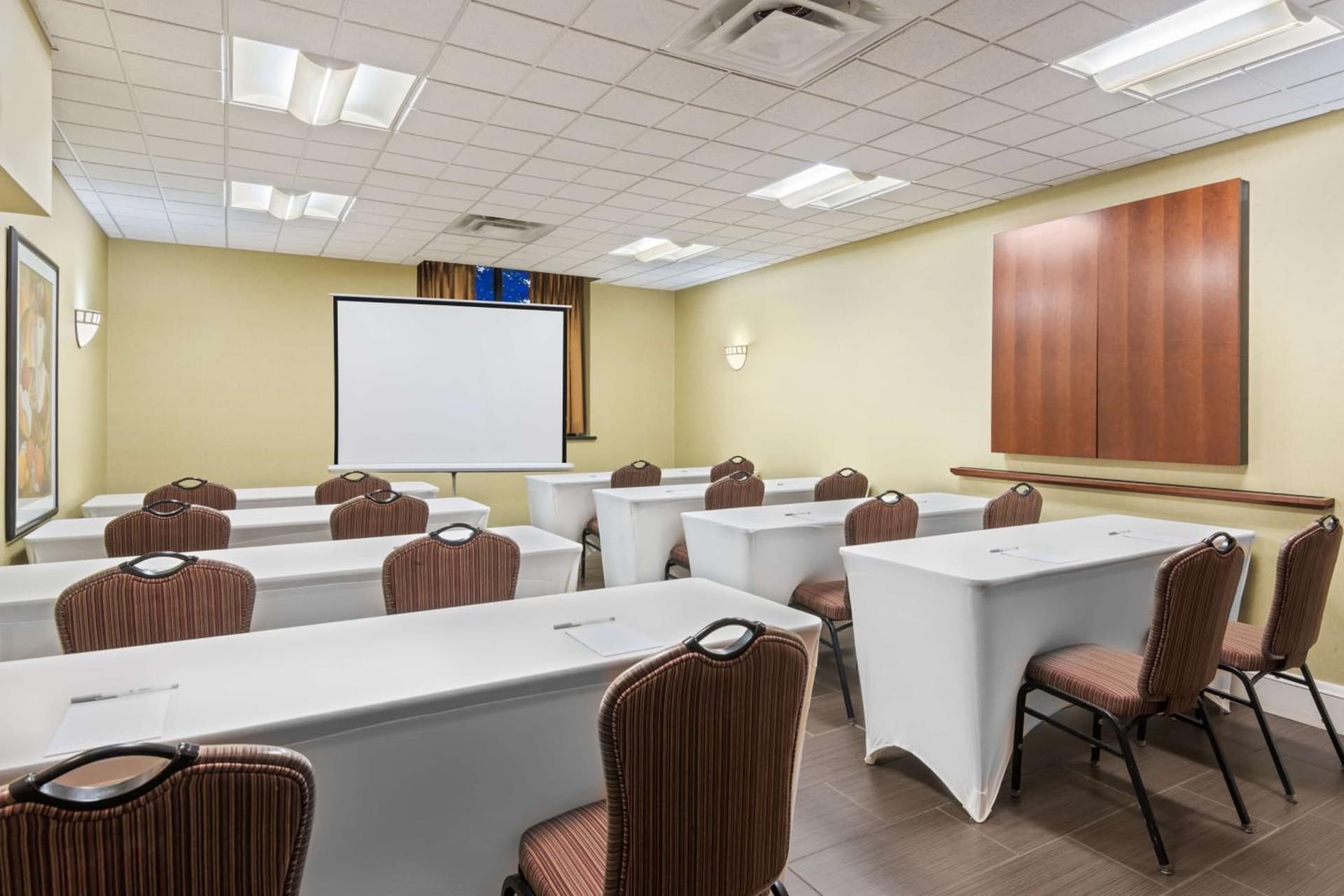 Hampton Inn Danbury gallery photo in Danbury, CT — image 6