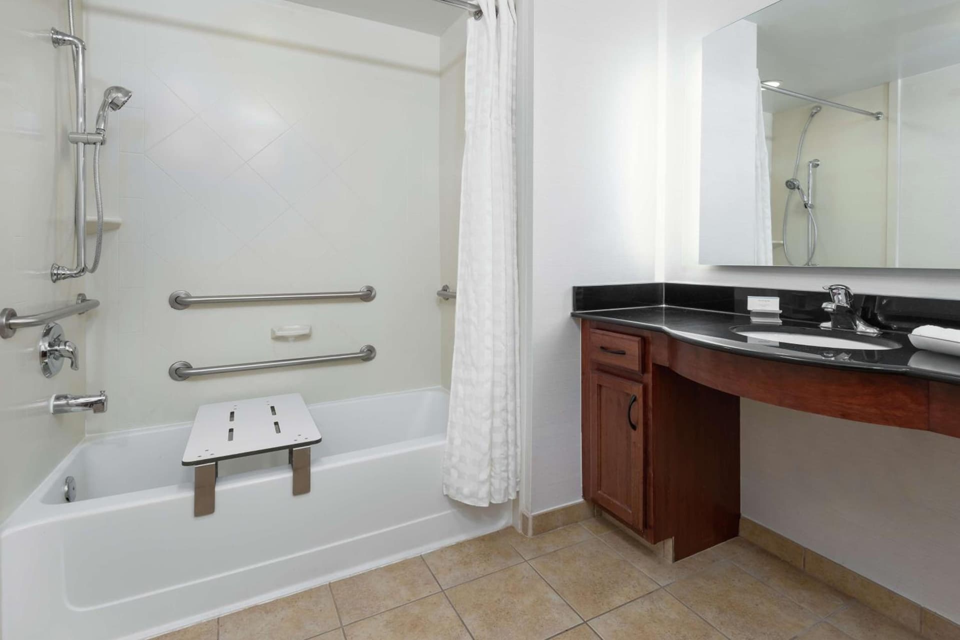 Homewood Suites by Hilton Cleveland-Beachwood gallery photo in Beachwood, OH — image 23