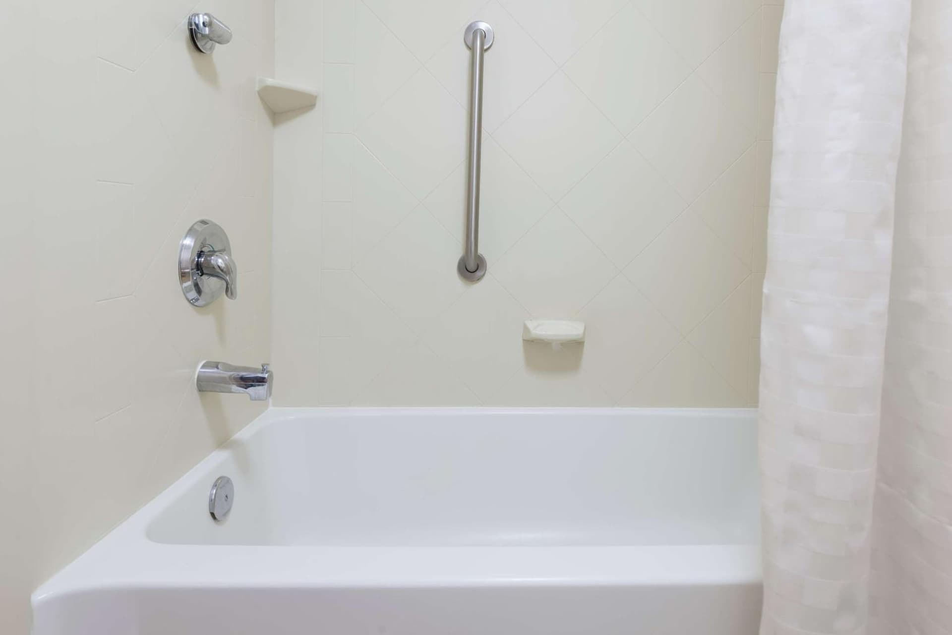 Homewood Suites by Hilton Cleveland-Beachwood gallery photo in Beachwood, OH — image 10