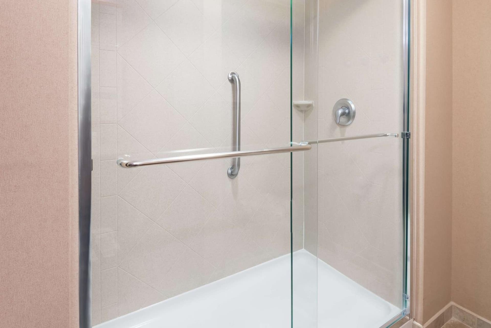 Hampton Inn Springfield South Enfield gallery photo in Enfield, CT — image 10
