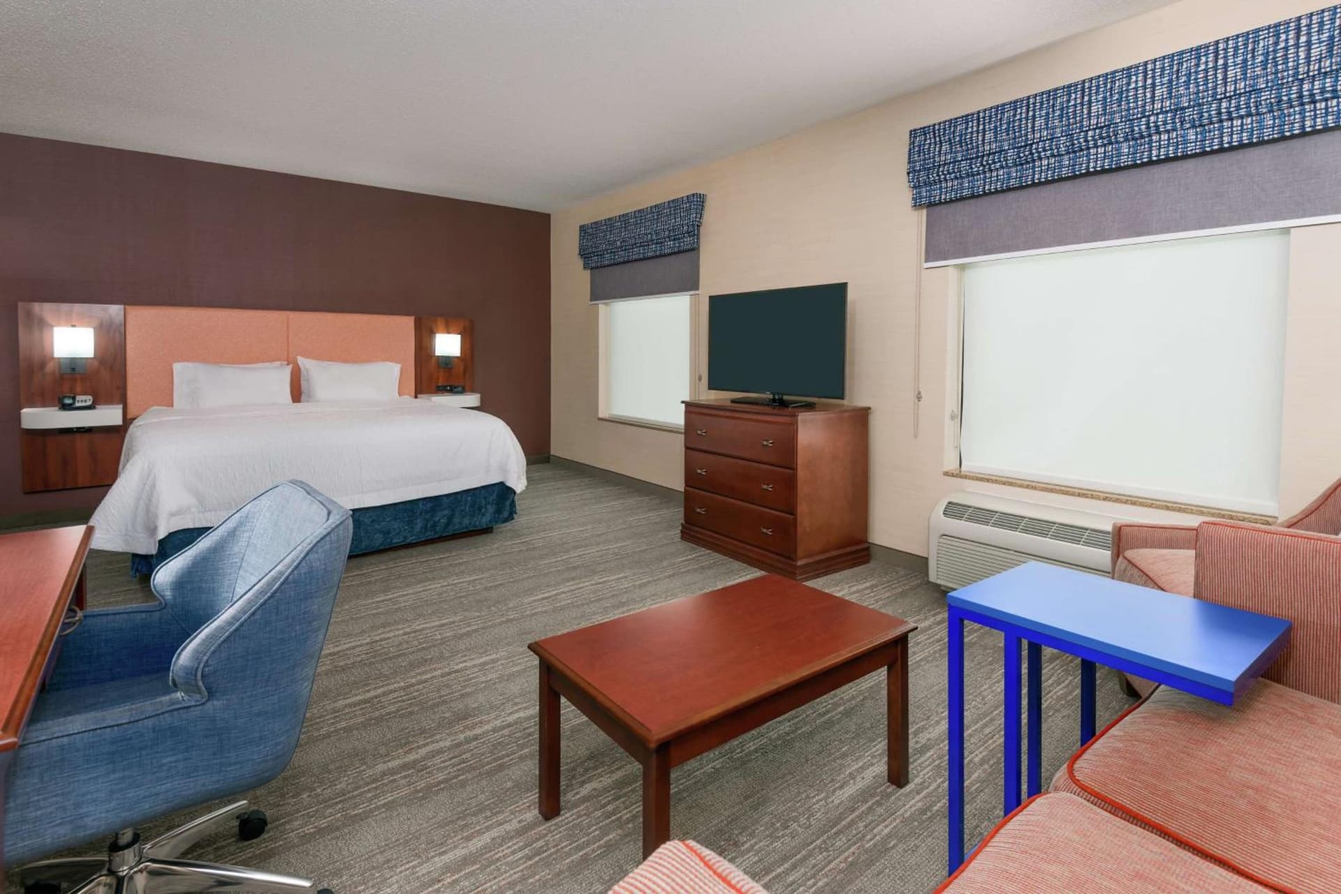 Hampton Inn Springfield South Enfield gallery photo in Enfield, CT — image 11