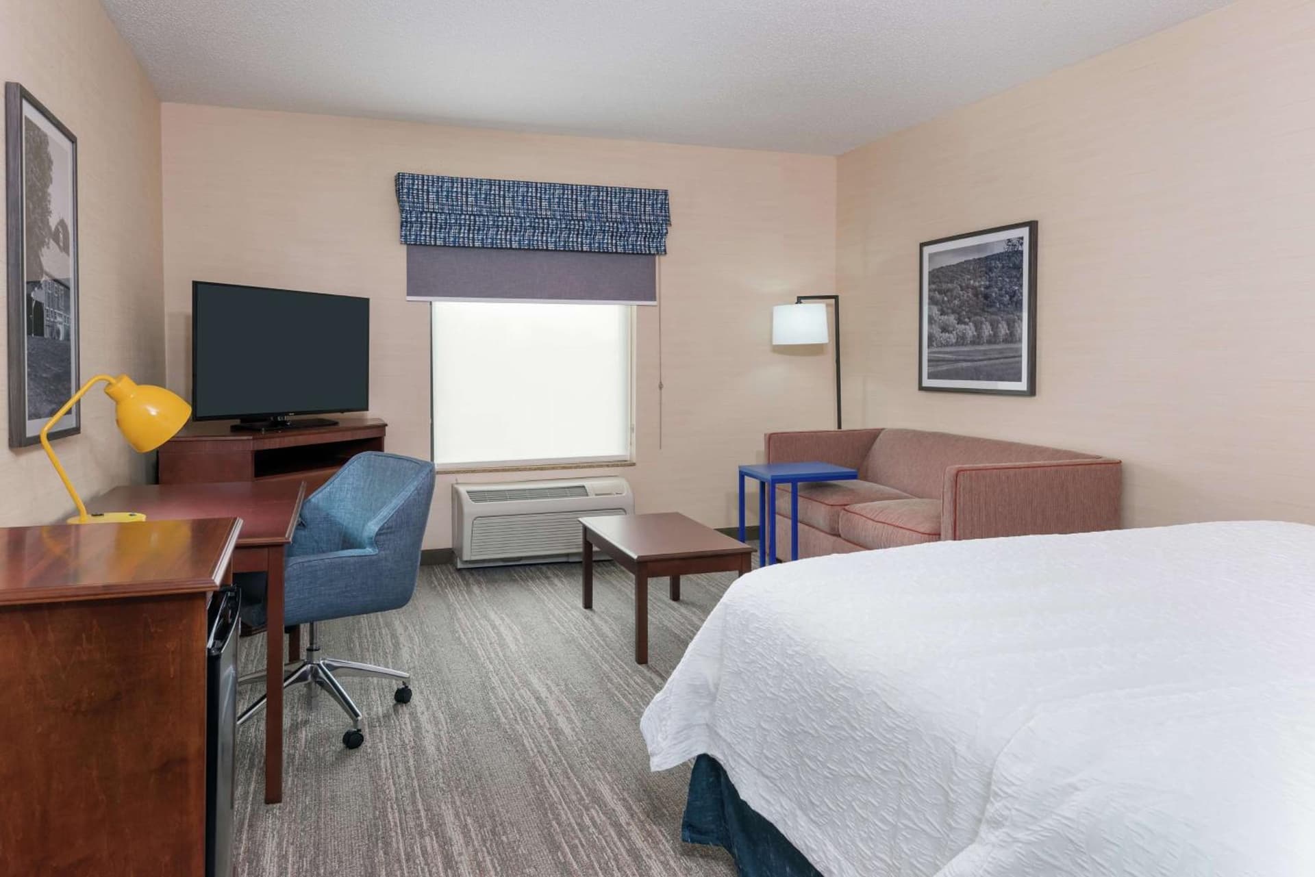Hampton Inn Springfield South Enfield gallery photo in Enfield, CT — image 36