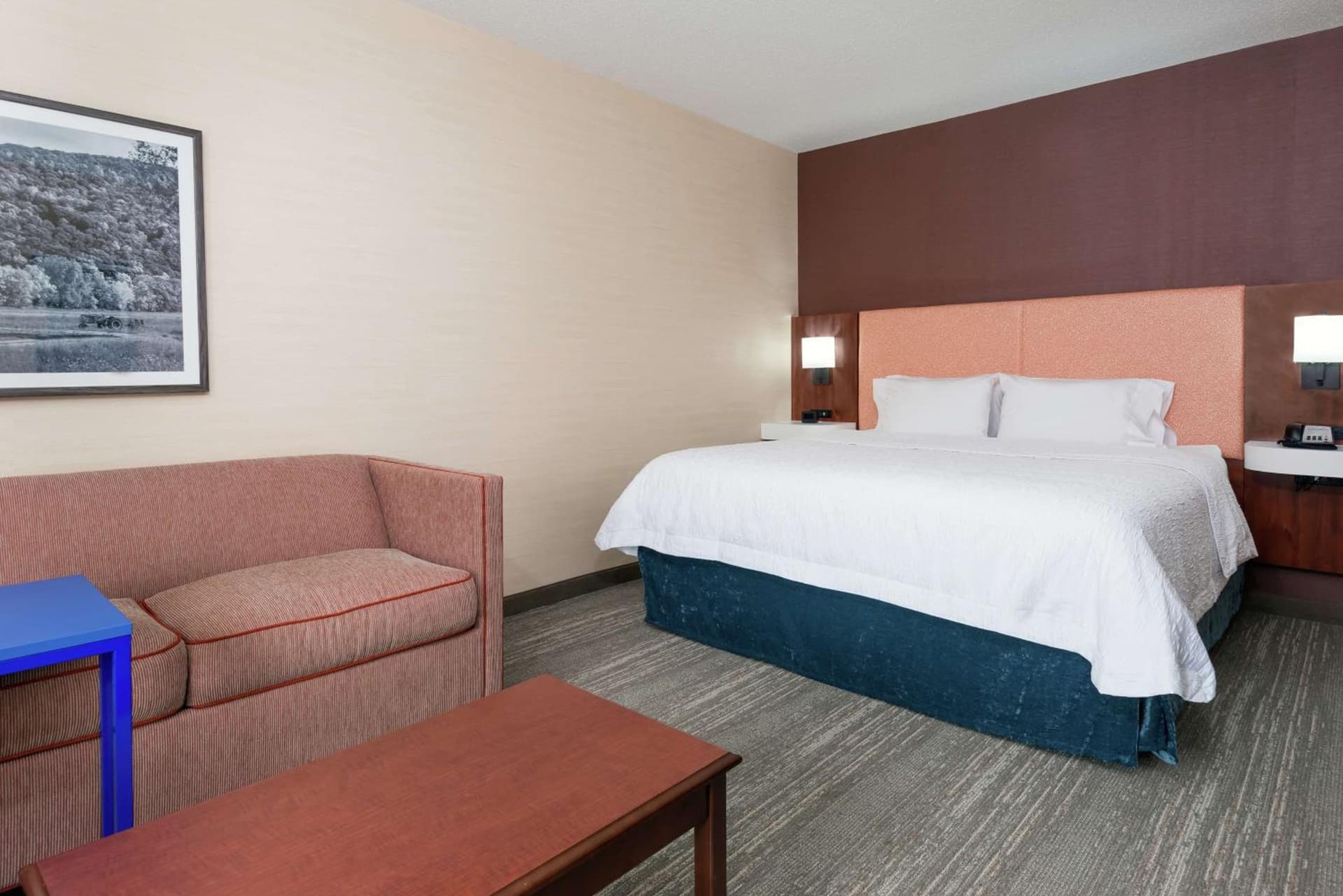 Hampton Inn Springfield South Enfield gallery photo in Enfield, CT — image 15