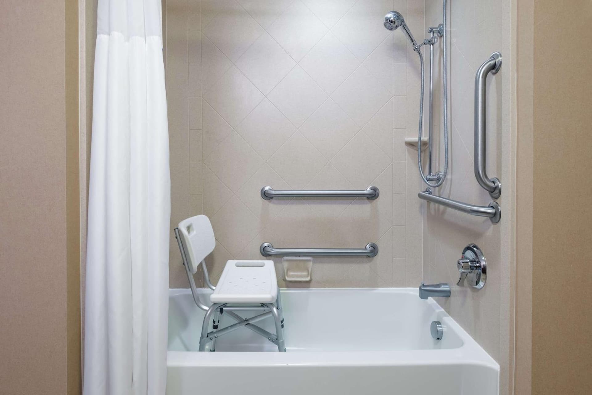 Hampton Inn Springfield South Enfield gallery photo in Enfield, CT — image 18