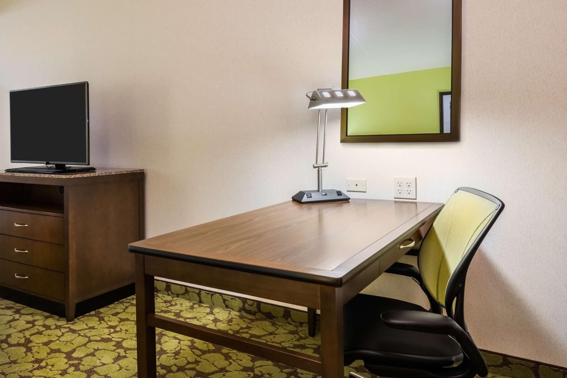 Hilton Garden Inn Wayne gallery photo in Wayne, NJ — image 34