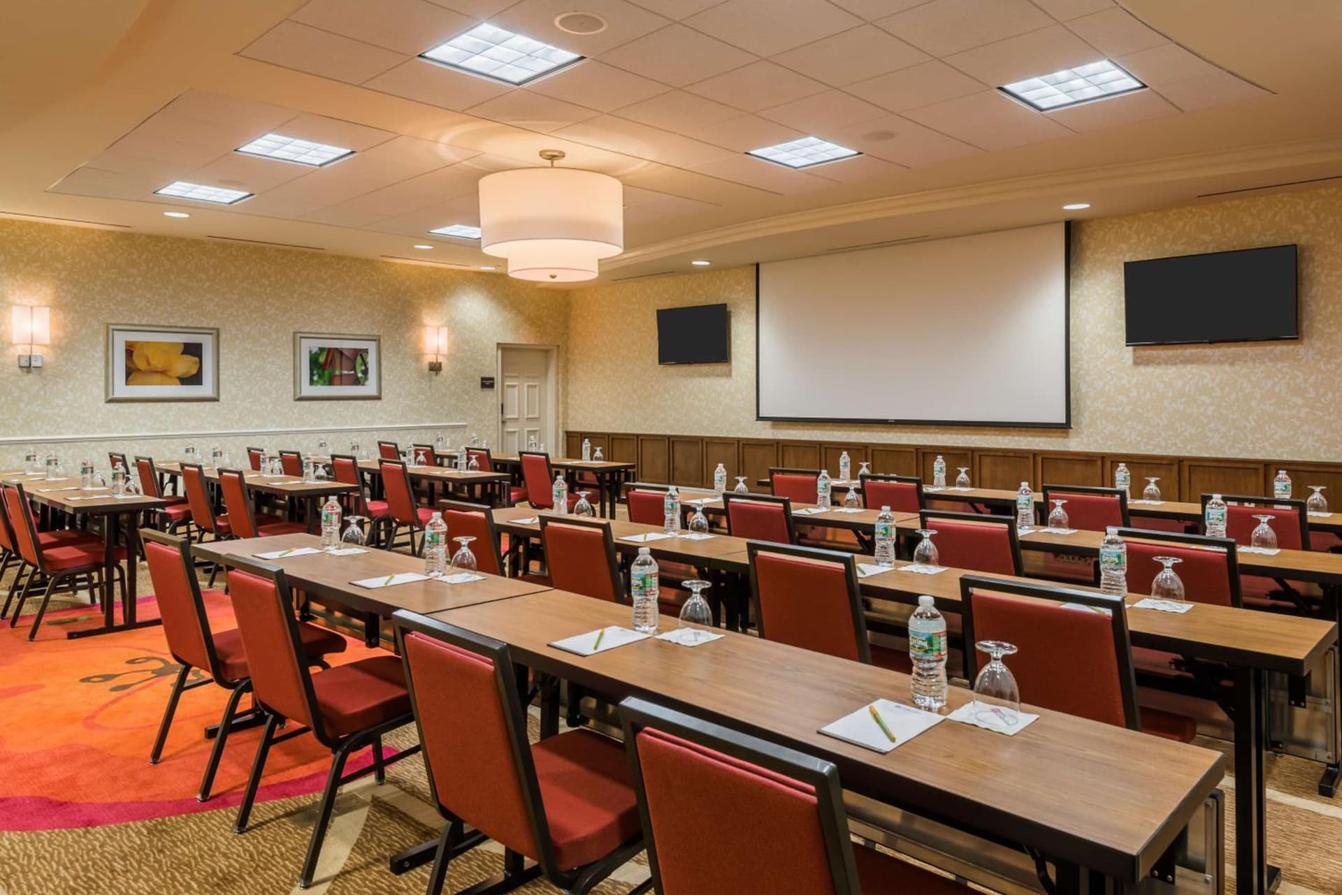 Hilton Garden Inn Wayne gallery photo in Wayne, NJ — image 30