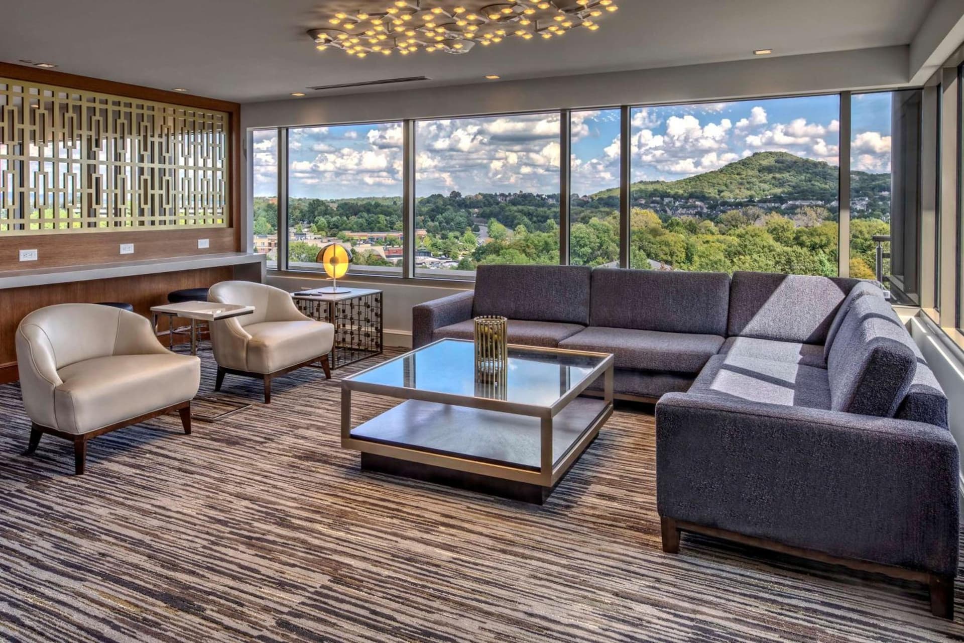 Hilton Franklin Cool Springs gallery photo in Franklin, TN — image 12