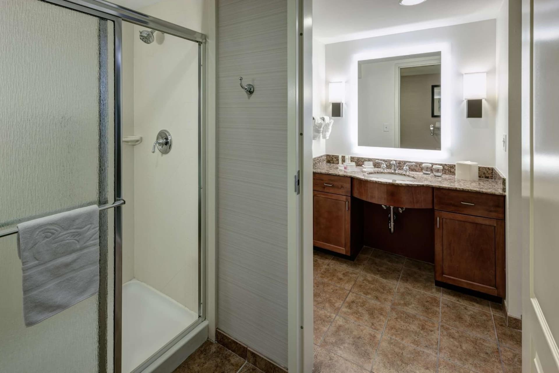 Homewood Suites by Hilton Denton gallery photo in Denton, TX — image 4
