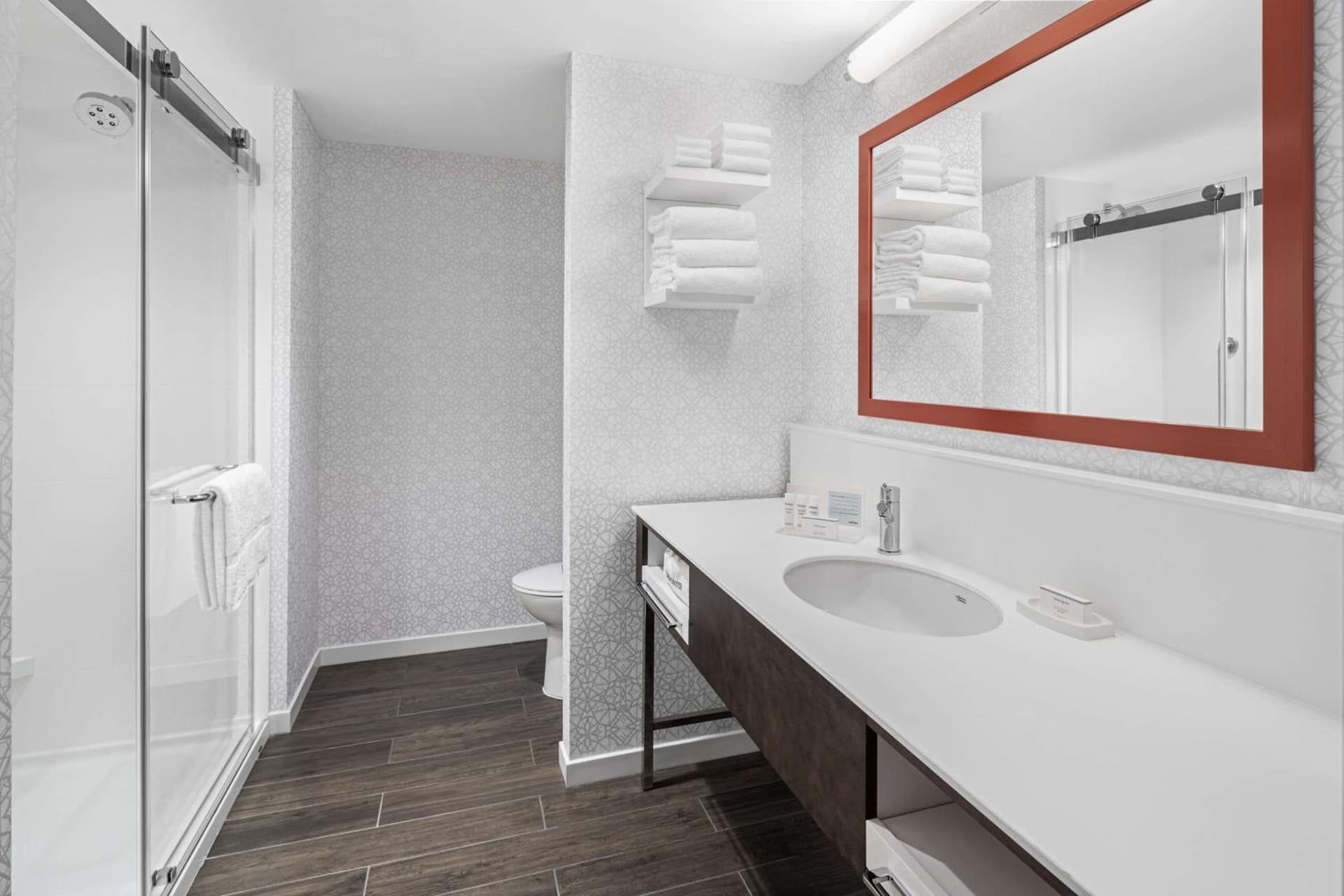 Hampton Inn Boston Woburn gallery photo in Woburn, MA — image 27
