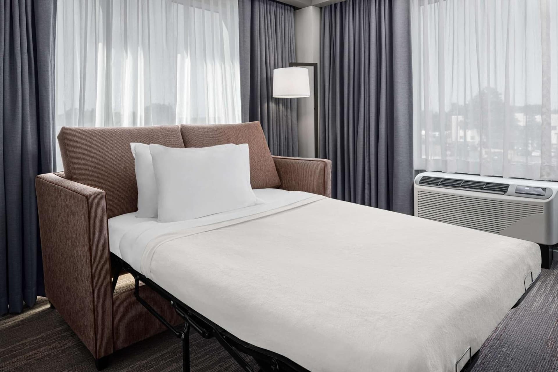 Hampton Inn Boston Woburn gallery photo in Woburn, MA — image 16