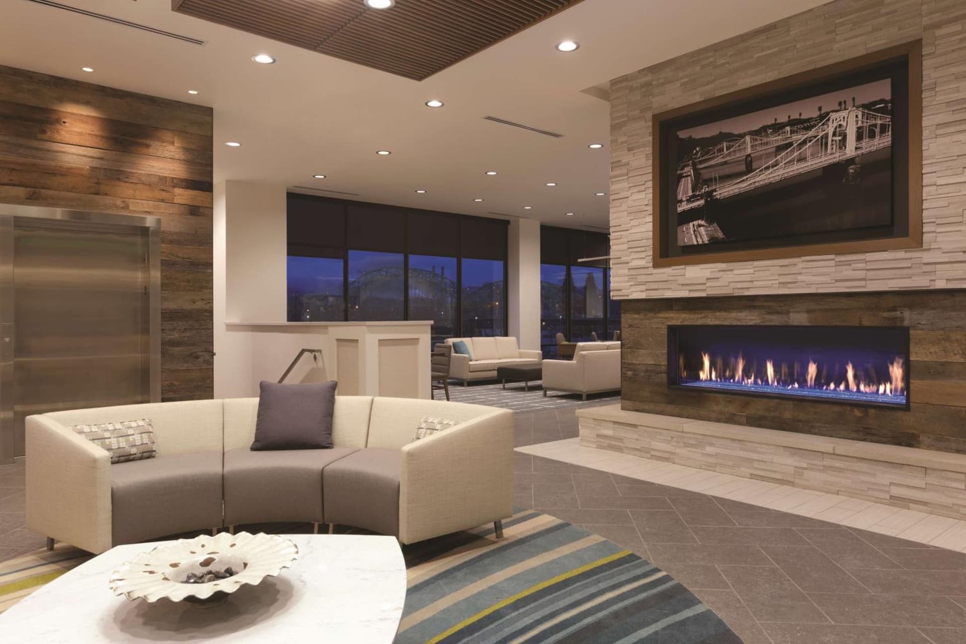Homewood Suites by Hilton Pittsburgh Downtown gallery photo in Pittsburgh, PA — image 22