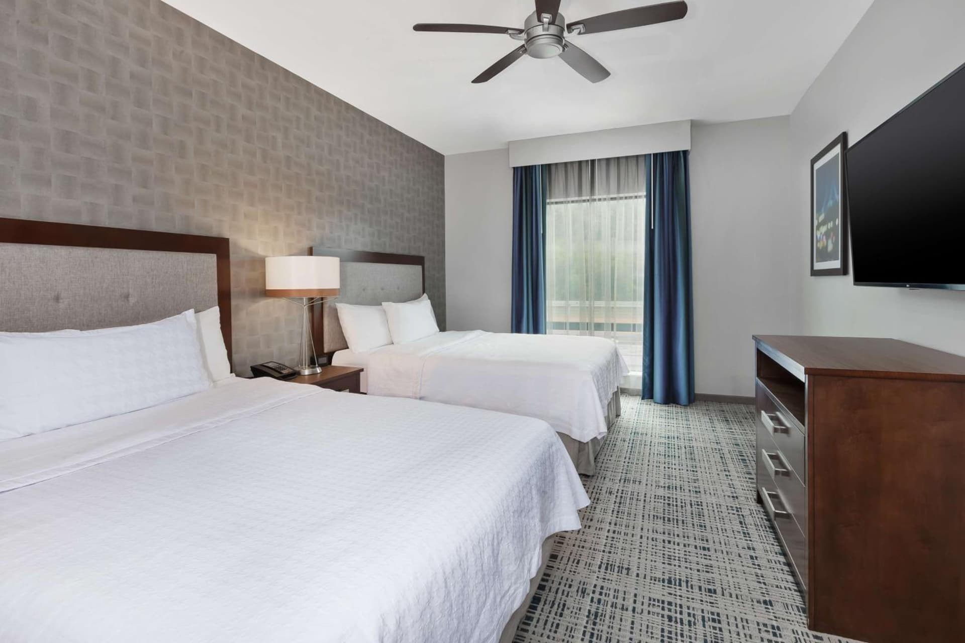 Homewood Suites by Hilton Pittsburgh Downtown gallery photo in Pittsburgh, PA — image 13