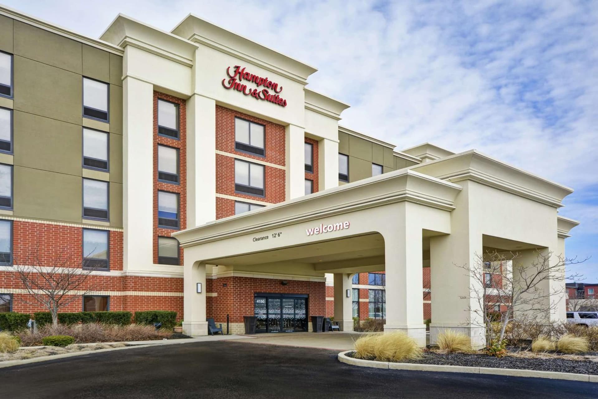 Hampton Inn & Suites Columbus-Easton Area interior in Columbus, OH — gallery photo 2