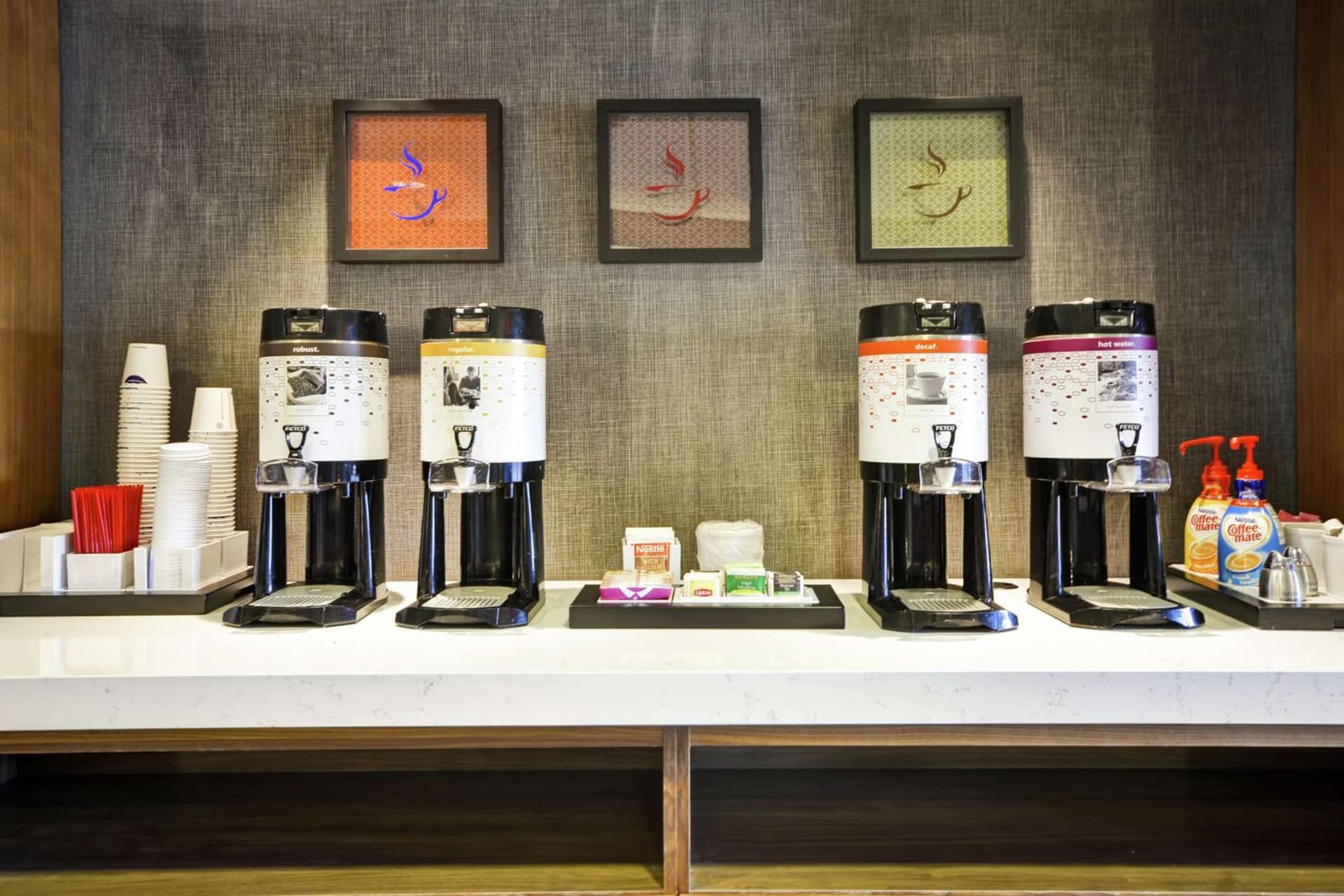 Hampton Inn & Suites Columbus-Easton Area gallery photo in Columbus, OH — image 38