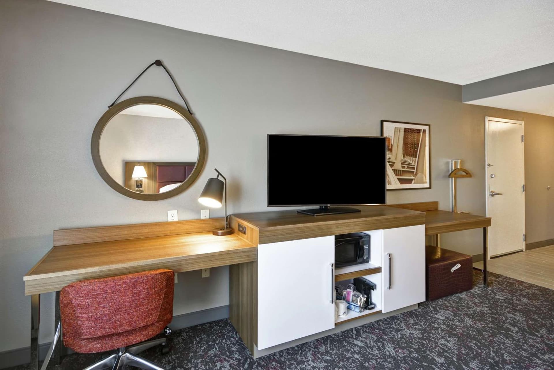 Hampton Inn & Suites Columbus-Easton Area interior in Columbus, OH — gallery photo 2