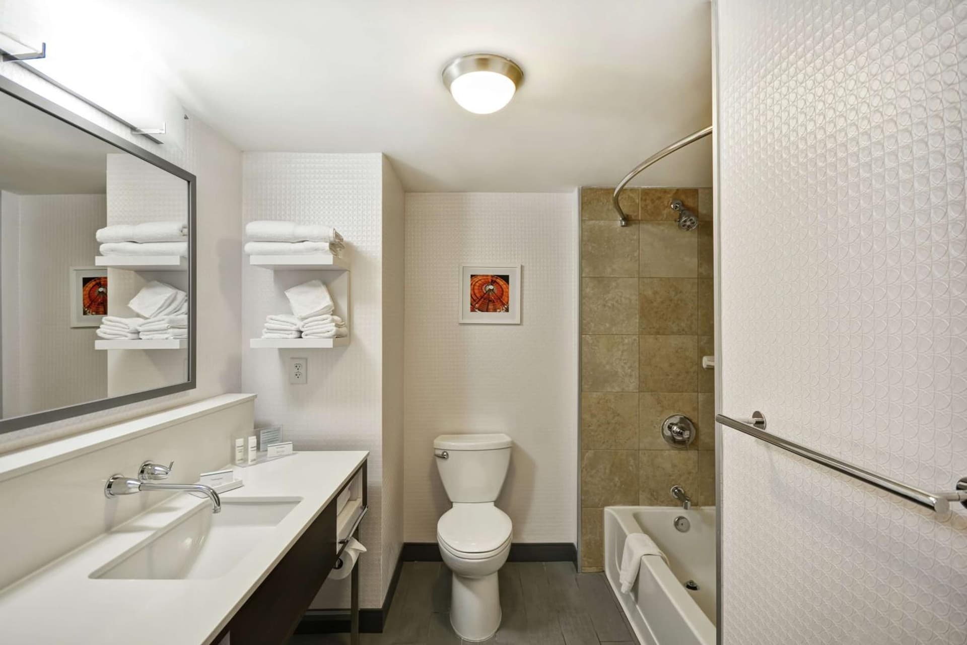 Hampton Inn & Suites Columbus-Easton Area gallery photo in Columbus, OH — image 29