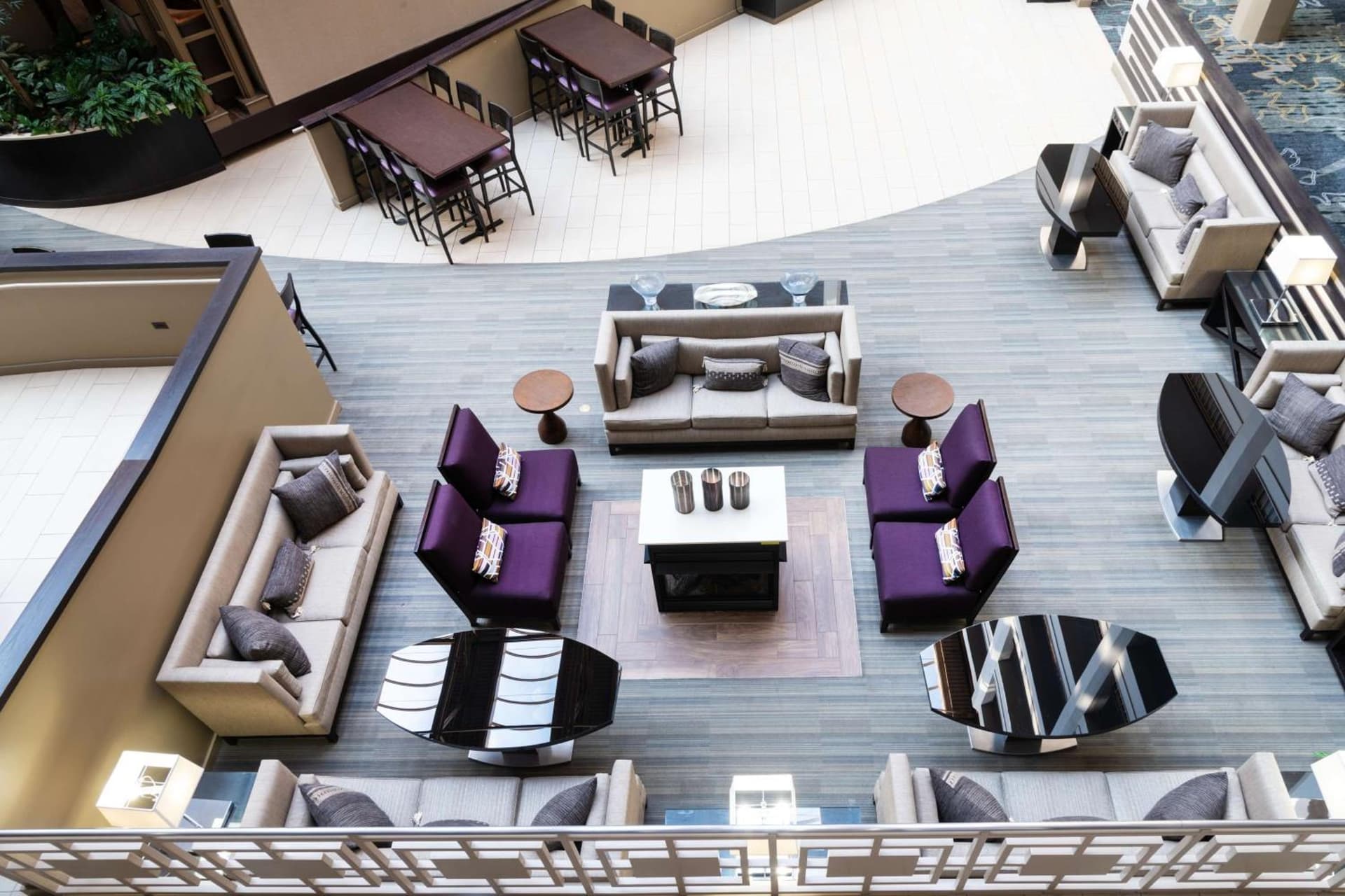 Embassy Suites by Hilton Chicago North Shore Deerfield gallery photo in Deerfield, IL — image 53