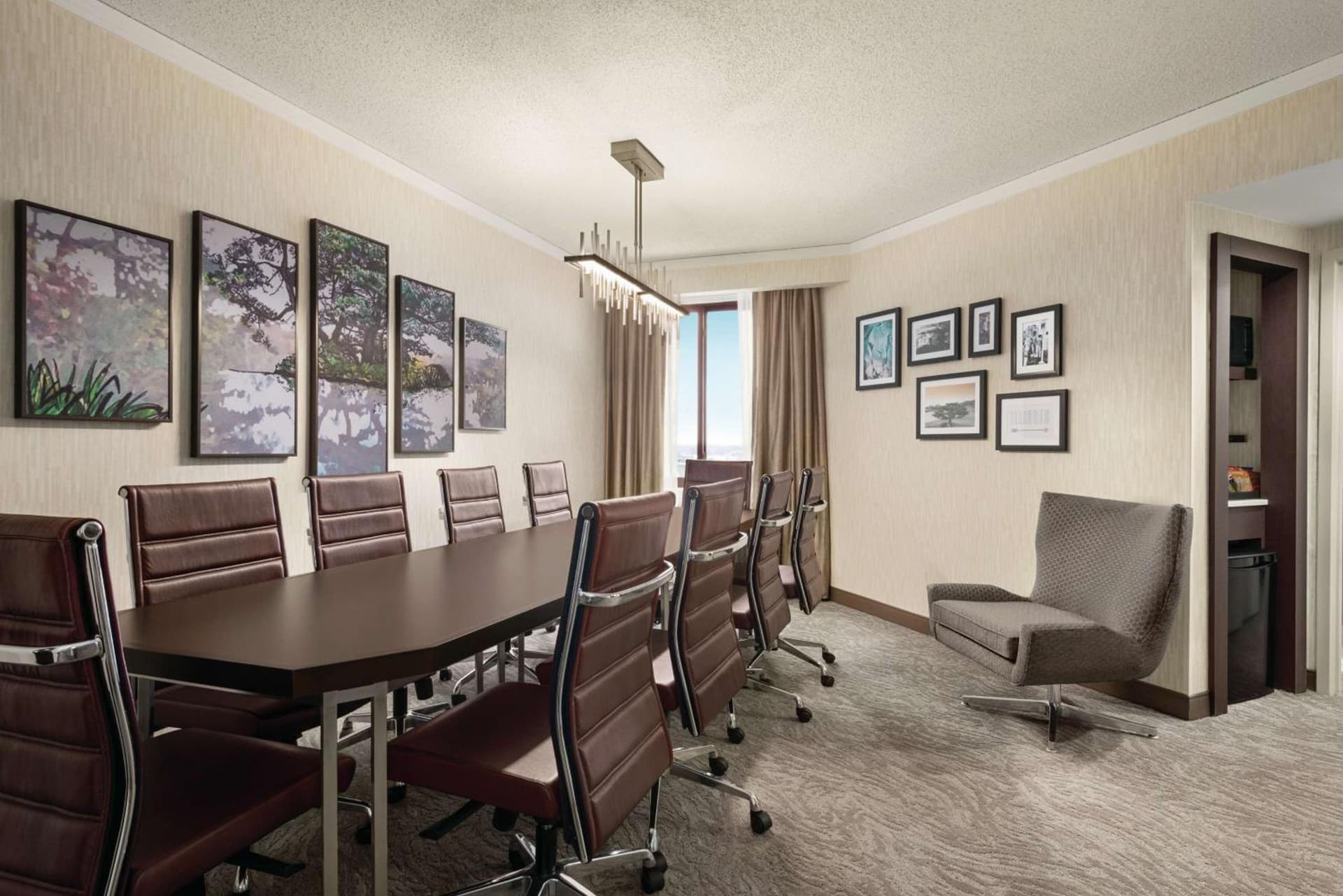 Embassy Suites by Hilton Chicago North Shore Deerfield gallery photo in Deerfield, IL — image 40