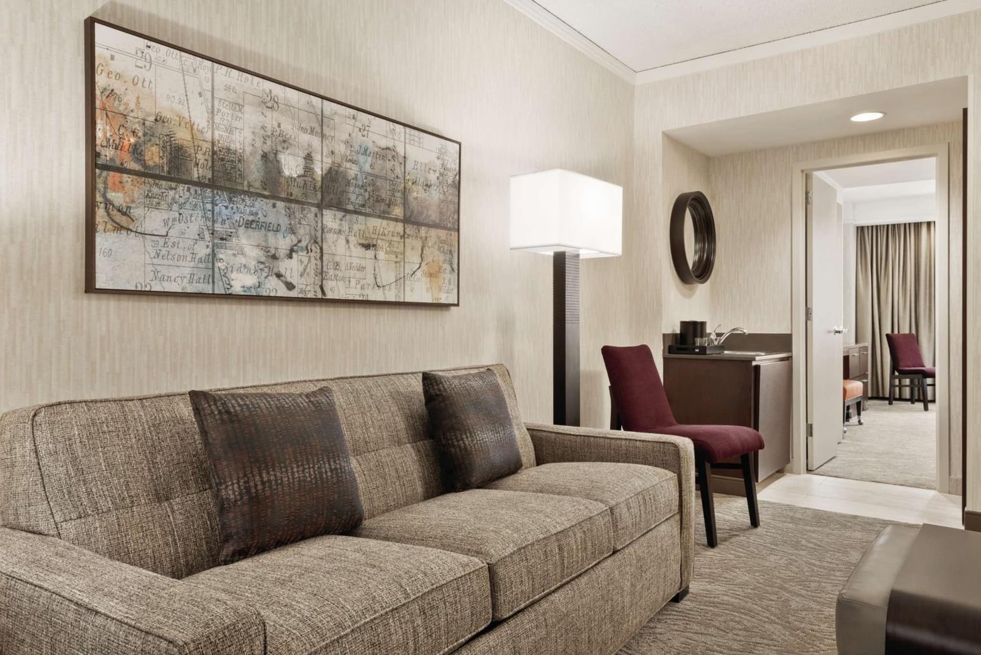 Embassy Suites by Hilton Chicago North Shore Deerfield gallery photo in Deerfield, IL — image 27