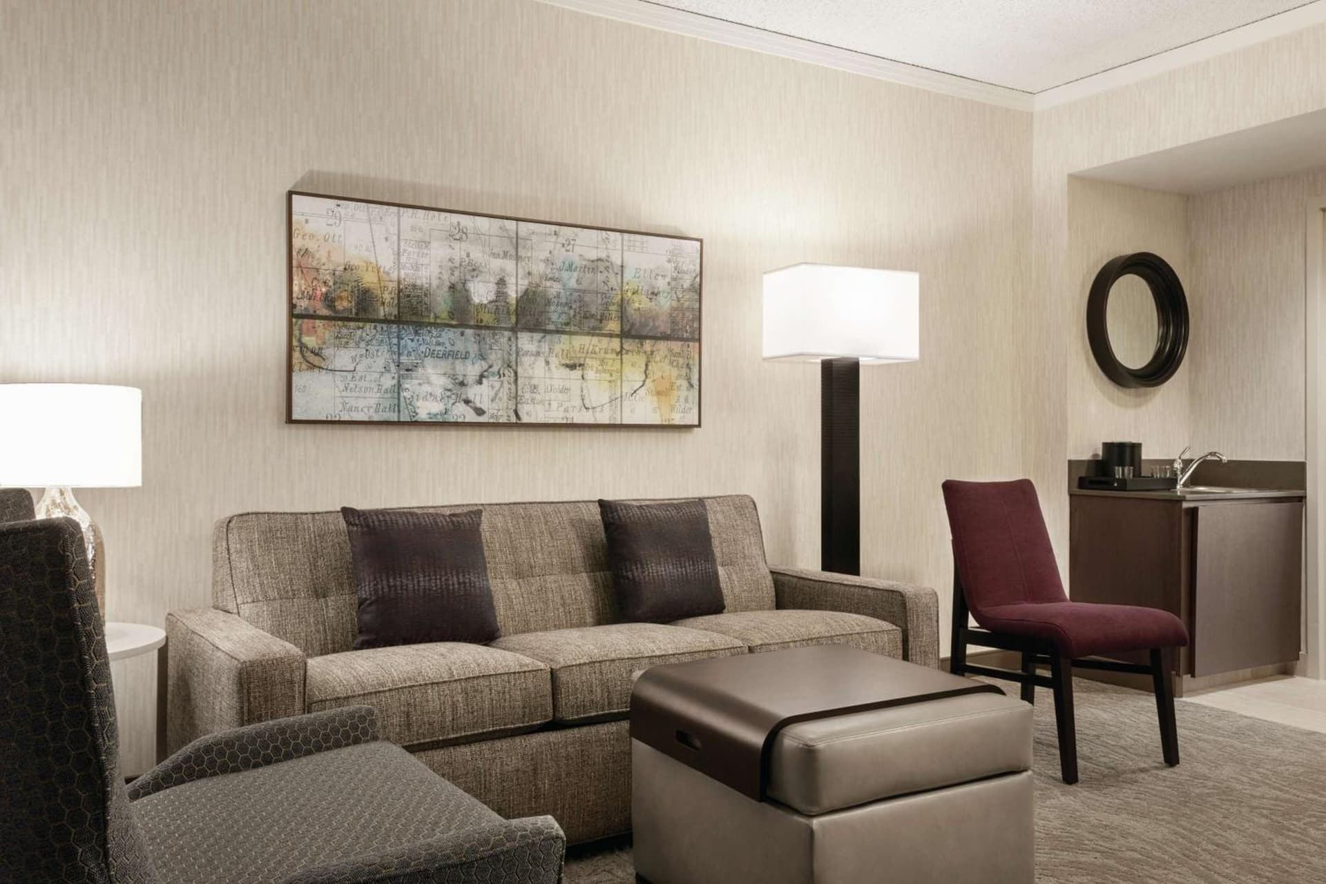 Embassy Suites by Hilton Chicago North Shore Deerfield gallery photo in Deerfield, IL — image 19