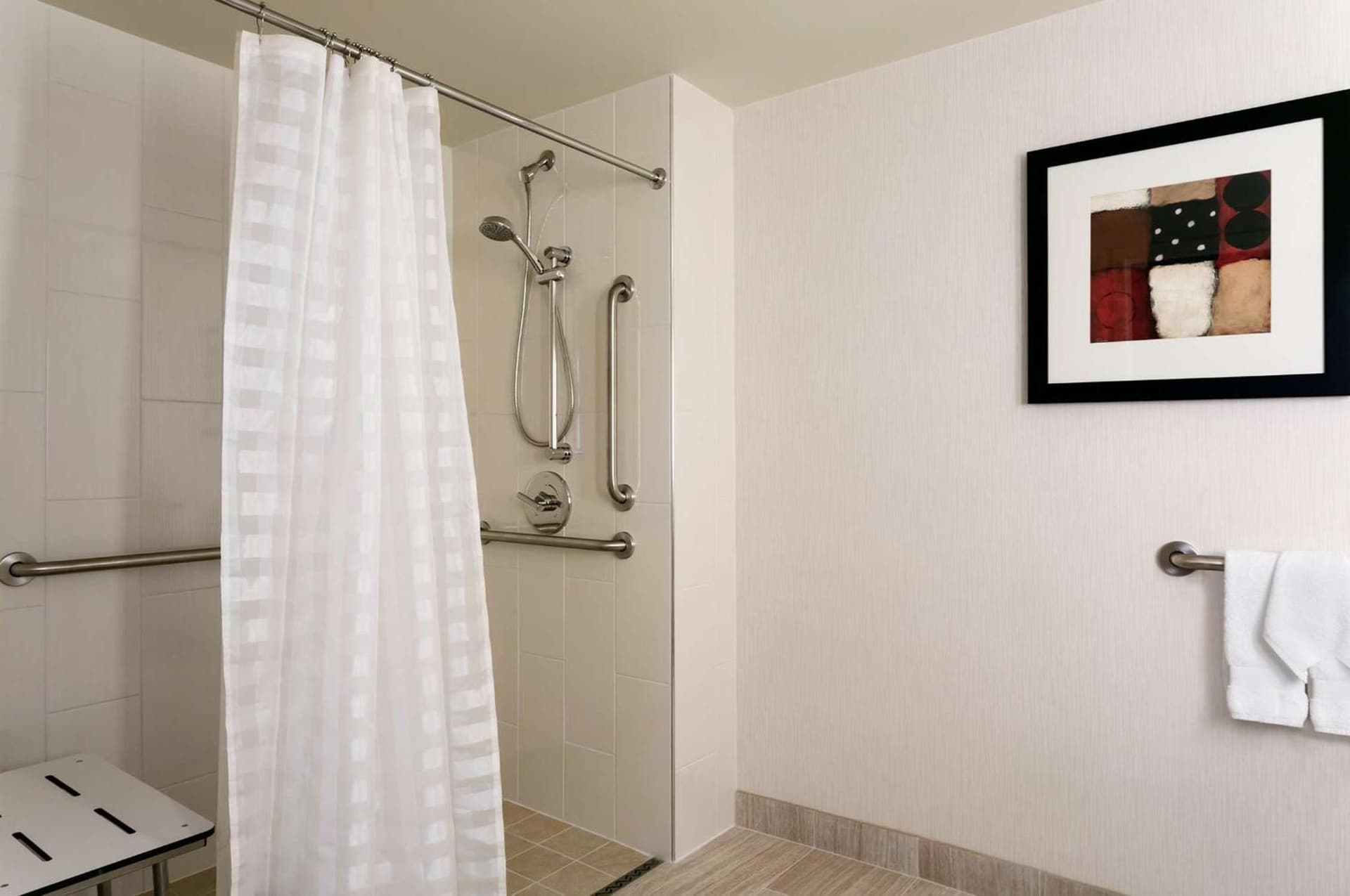 Embassy Suites by Hilton Chicago North Shore Deerfield gallery photo in Deerfield, IL — image 41