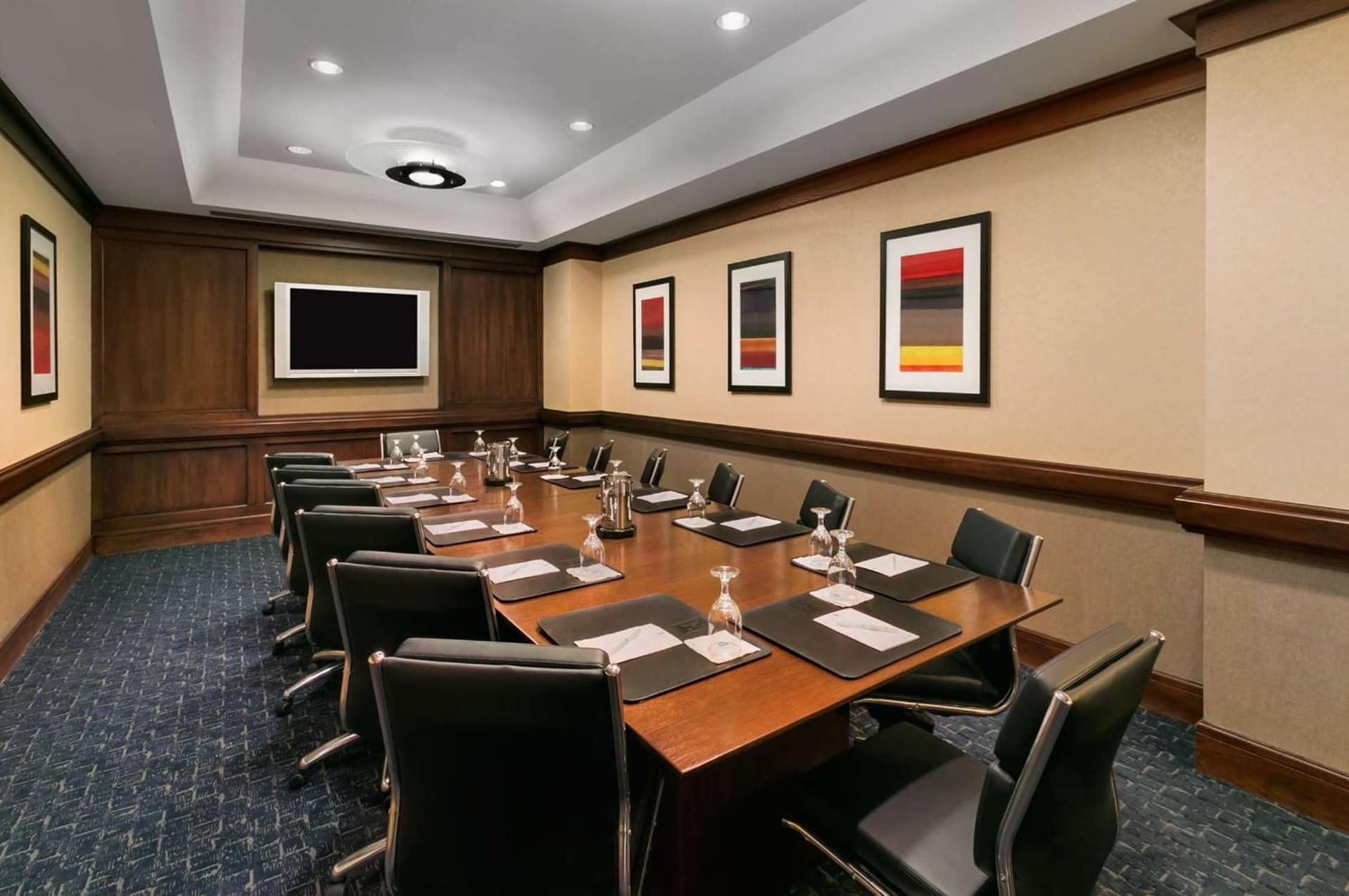 Embassy Suites by Hilton Chicago North Shore Deerfield gallery photo in Deerfield, IL — image 7