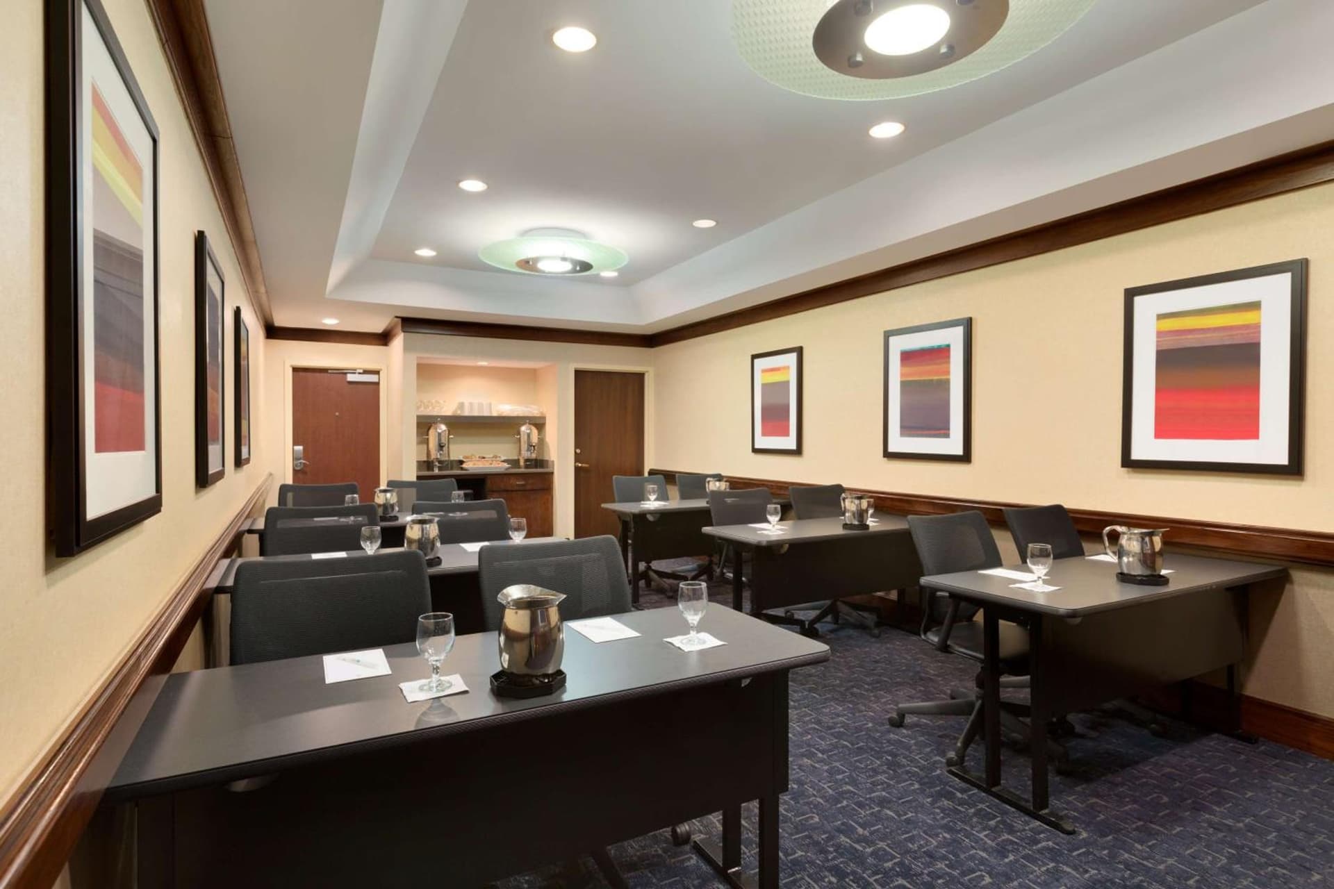Embassy Suites by Hilton Chicago North Shore Deerfield gallery photo in Deerfield, IL — image 6