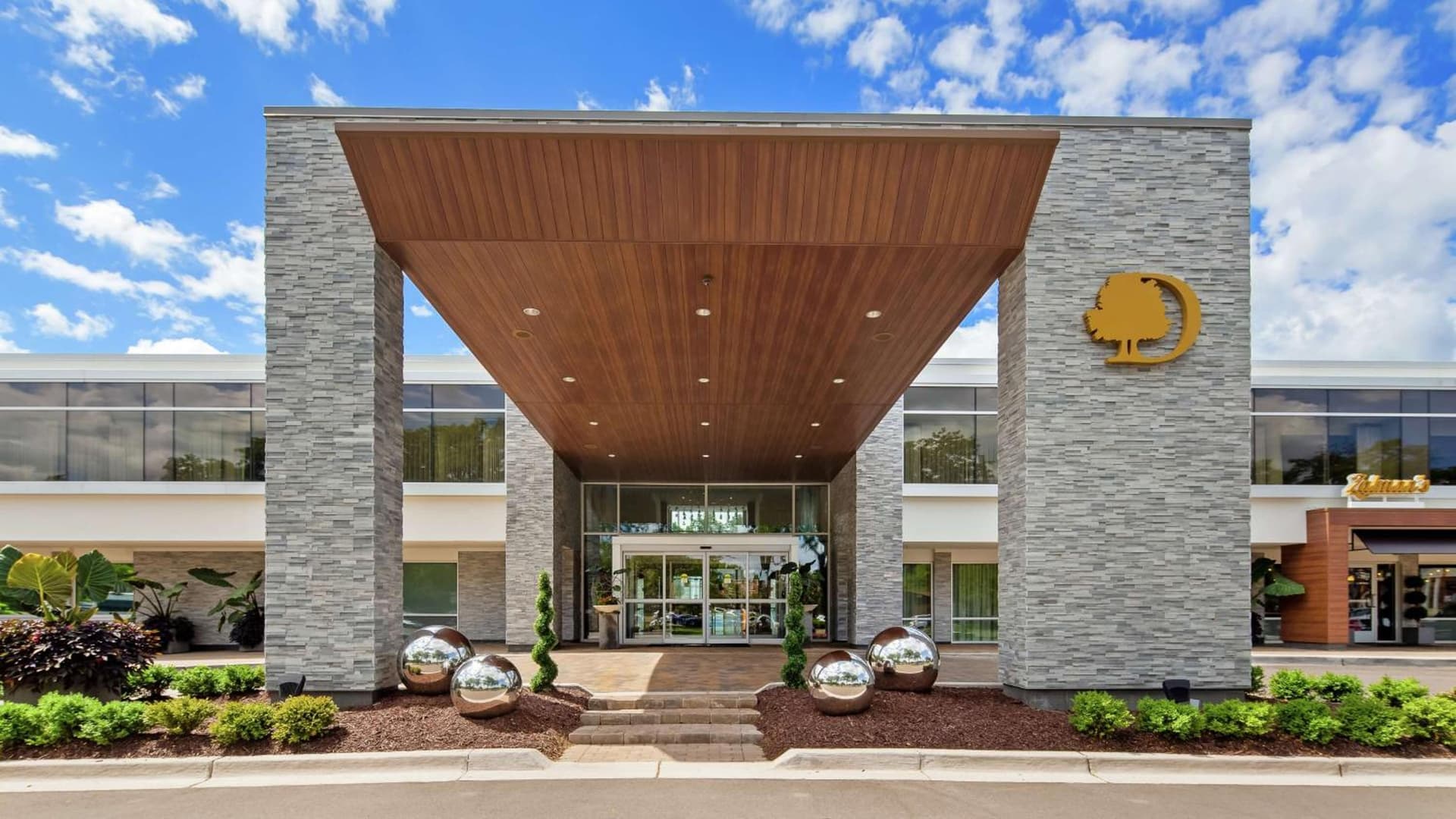 The Kingsley Bloomfield Hills - a DoubleTree by Hilton gallery photo in Bloomfield Hills, MI — image 45