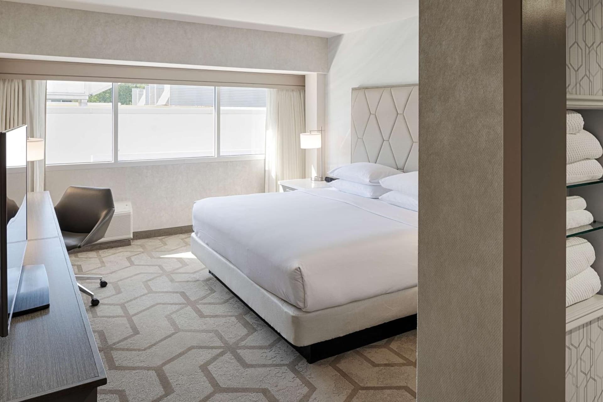 The Kingsley Bloomfield Hills - a DoubleTree by Hilton gallery photo in Bloomfield Hills, MI — image 32