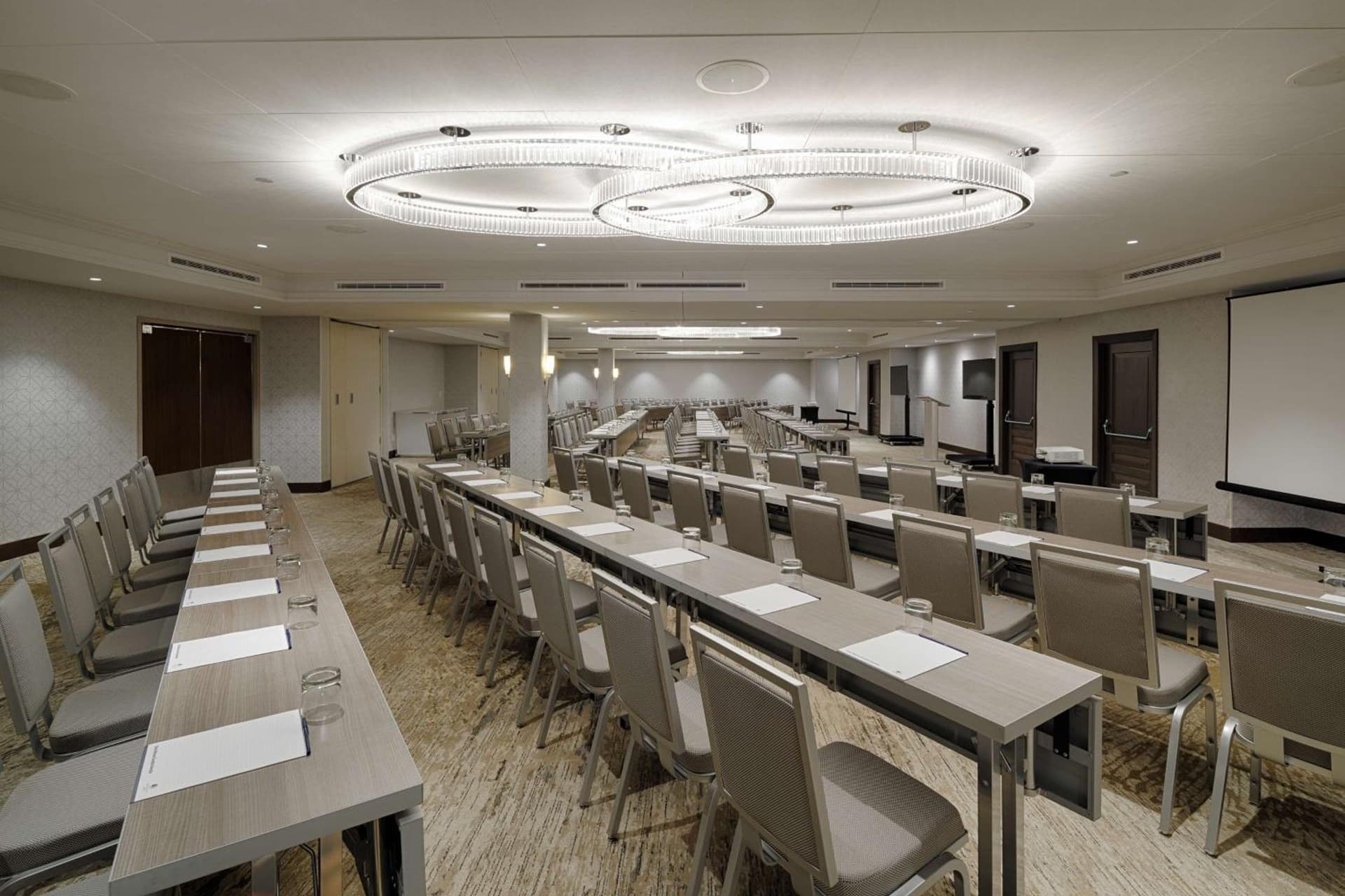 The Kingsley Bloomfield Hills - a DoubleTree by Hilton gallery photo in Bloomfield Hills, MI — image 89