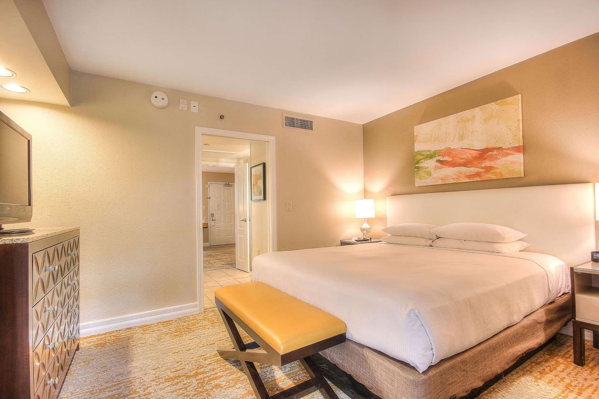 Hilton Phoenix Resort at the Peak property views in Phoenix, AZ — gallery photo 3
